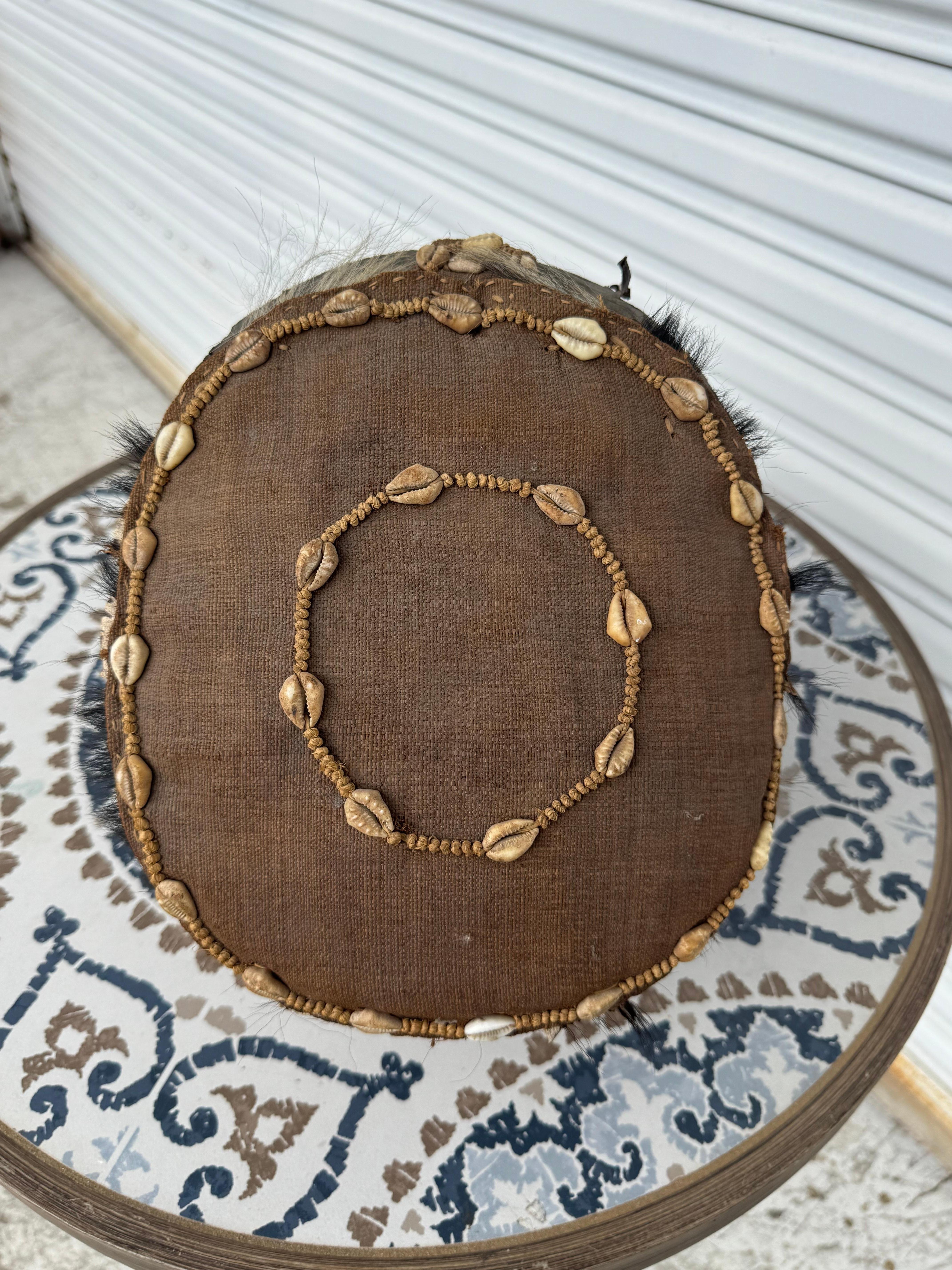 Kongolesische Kuba Bwoon-Helm-Maske (20. Jahrhundert) im Angebot