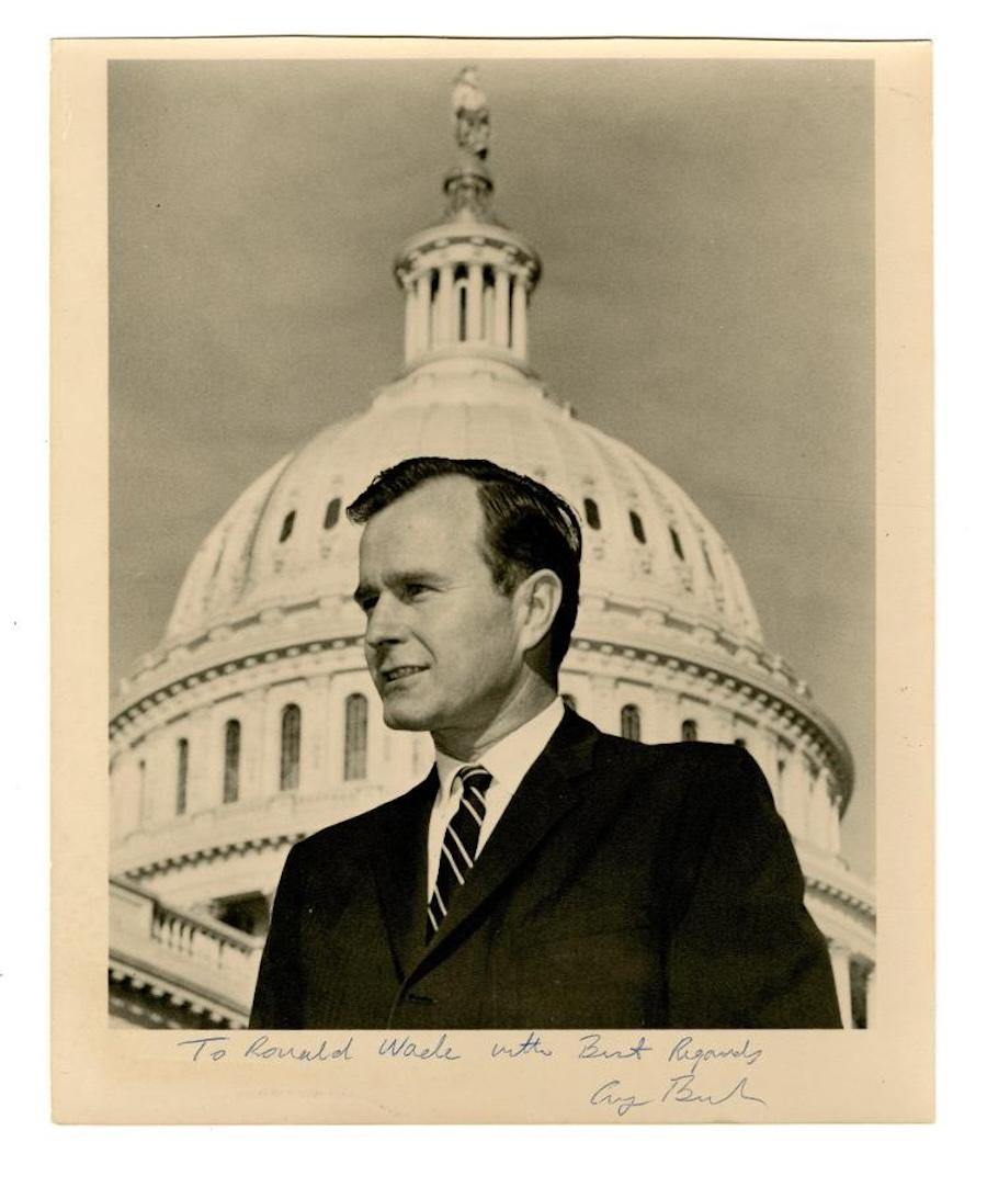 Congressman George Bush Signed Photograph In Good Condition For Sale In Colorado Springs, CO
