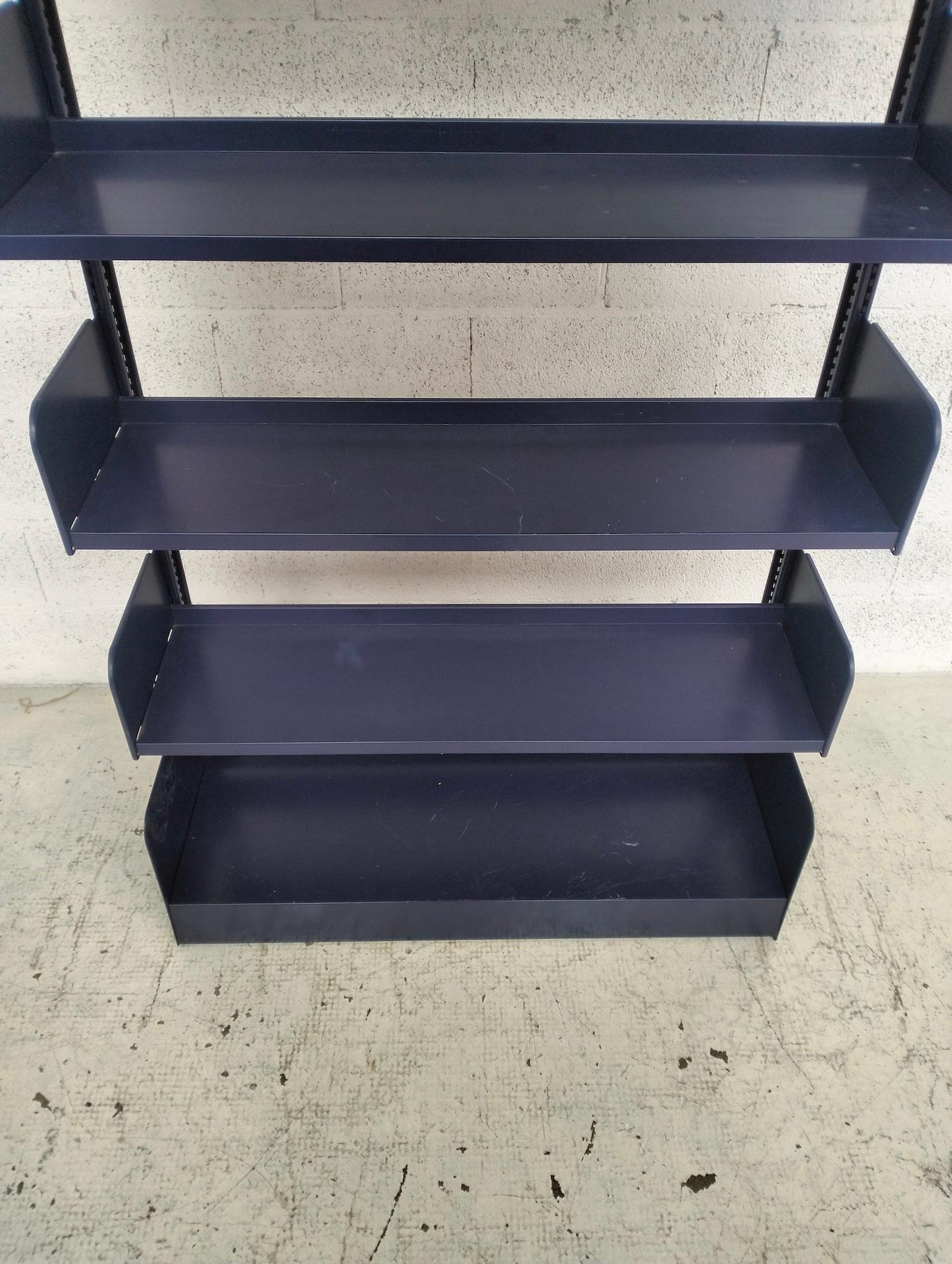 Librerie in metallo blu 