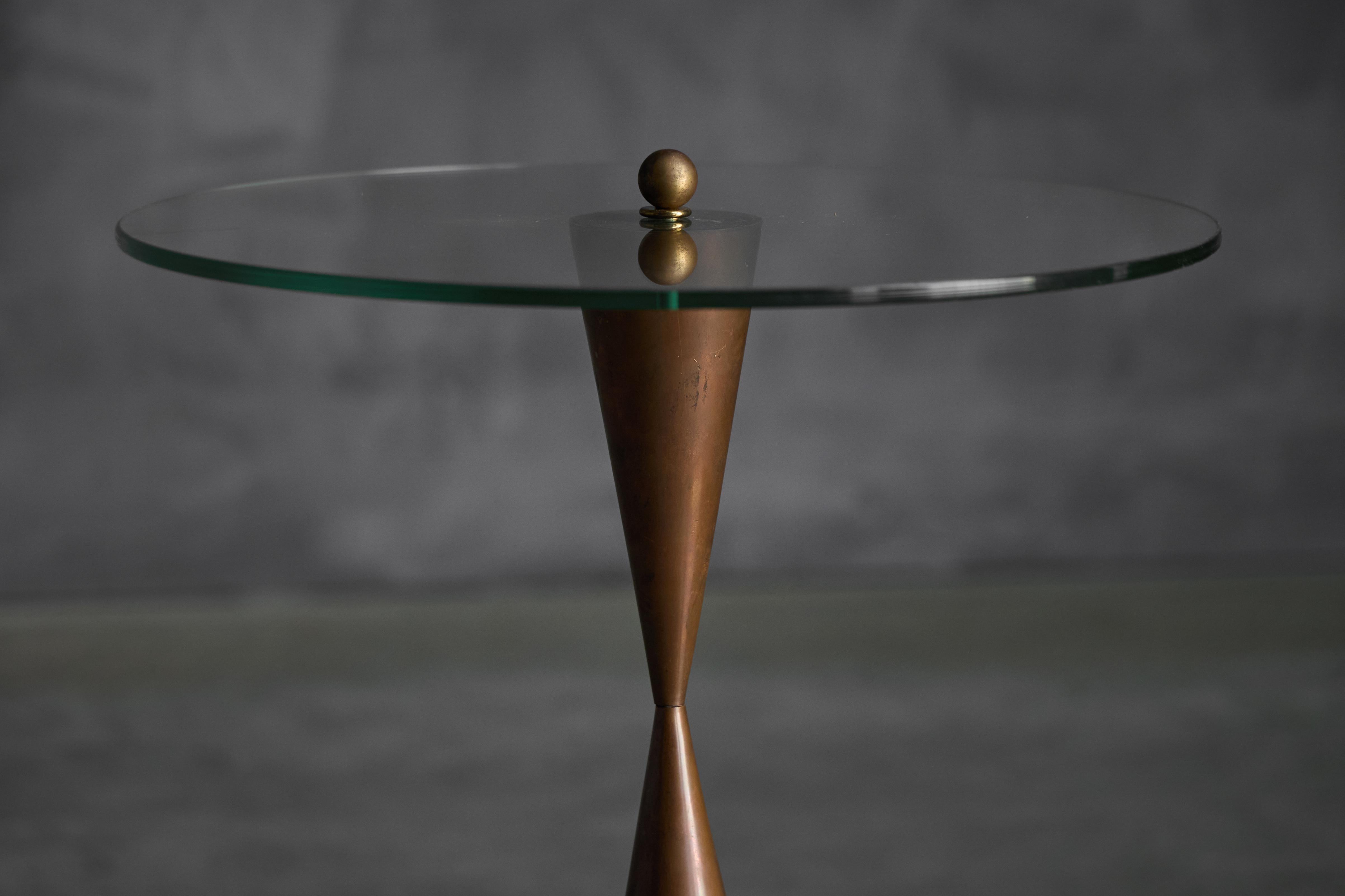 Conical Copper Side Table, France, 1970s In Good Condition For Sale In Antwerp, BE