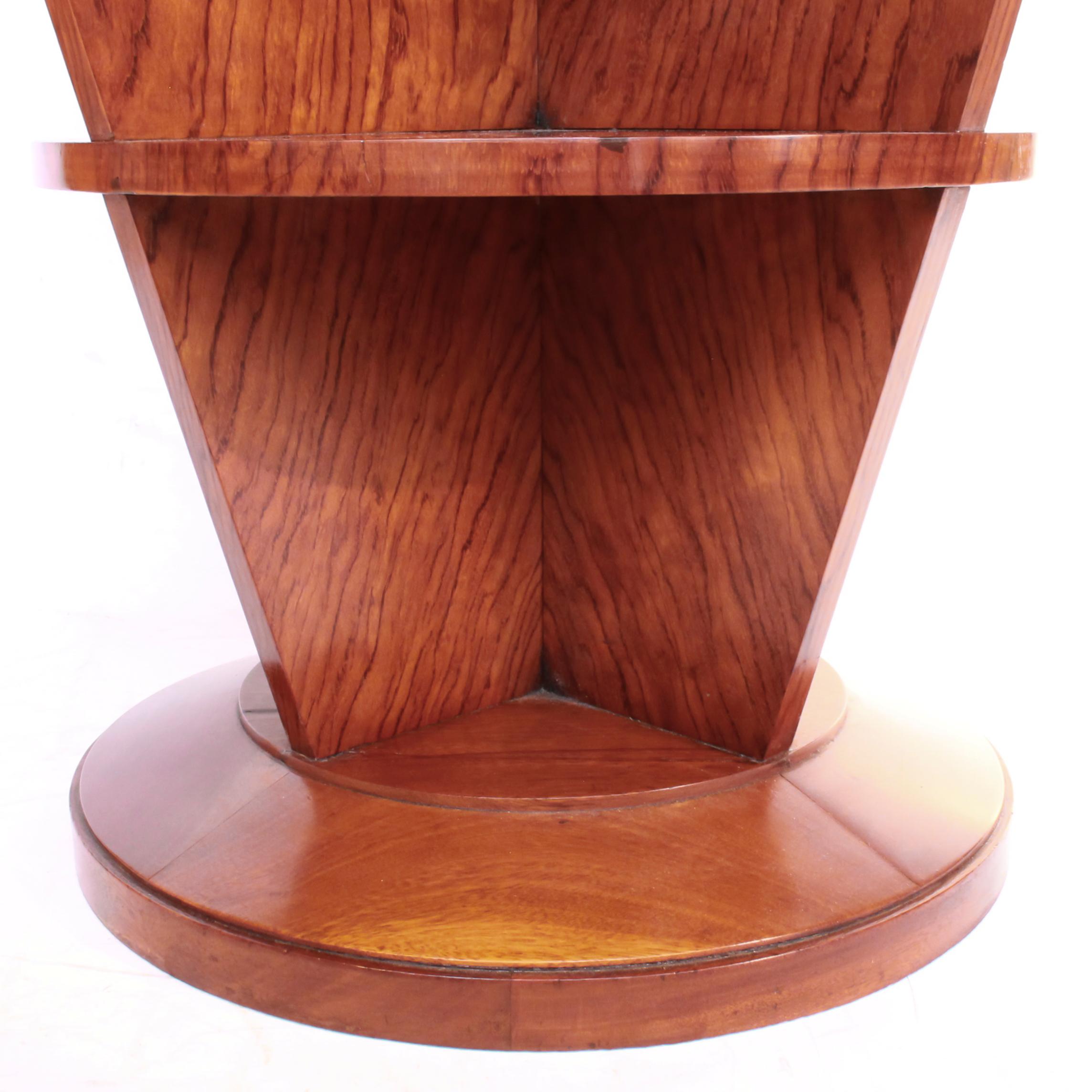 Art Deco French Conical Library Table in Walnut Veneer Circa 1935 In Good Condition In Forest Row, East Sussex
