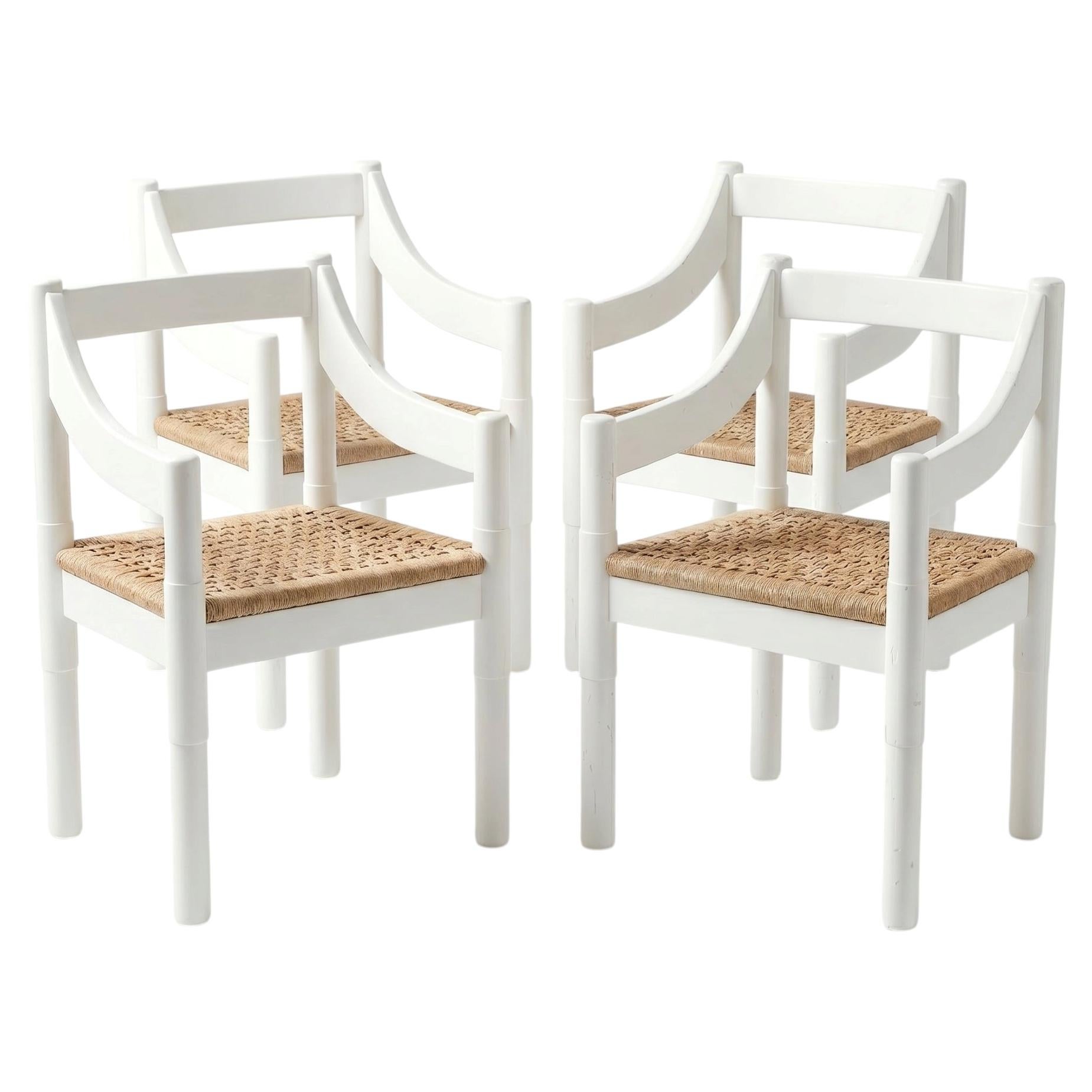 Conjunto de 4 sillones “Carimate” por Vico Magistretti para Cassina – Años 60 For Sale