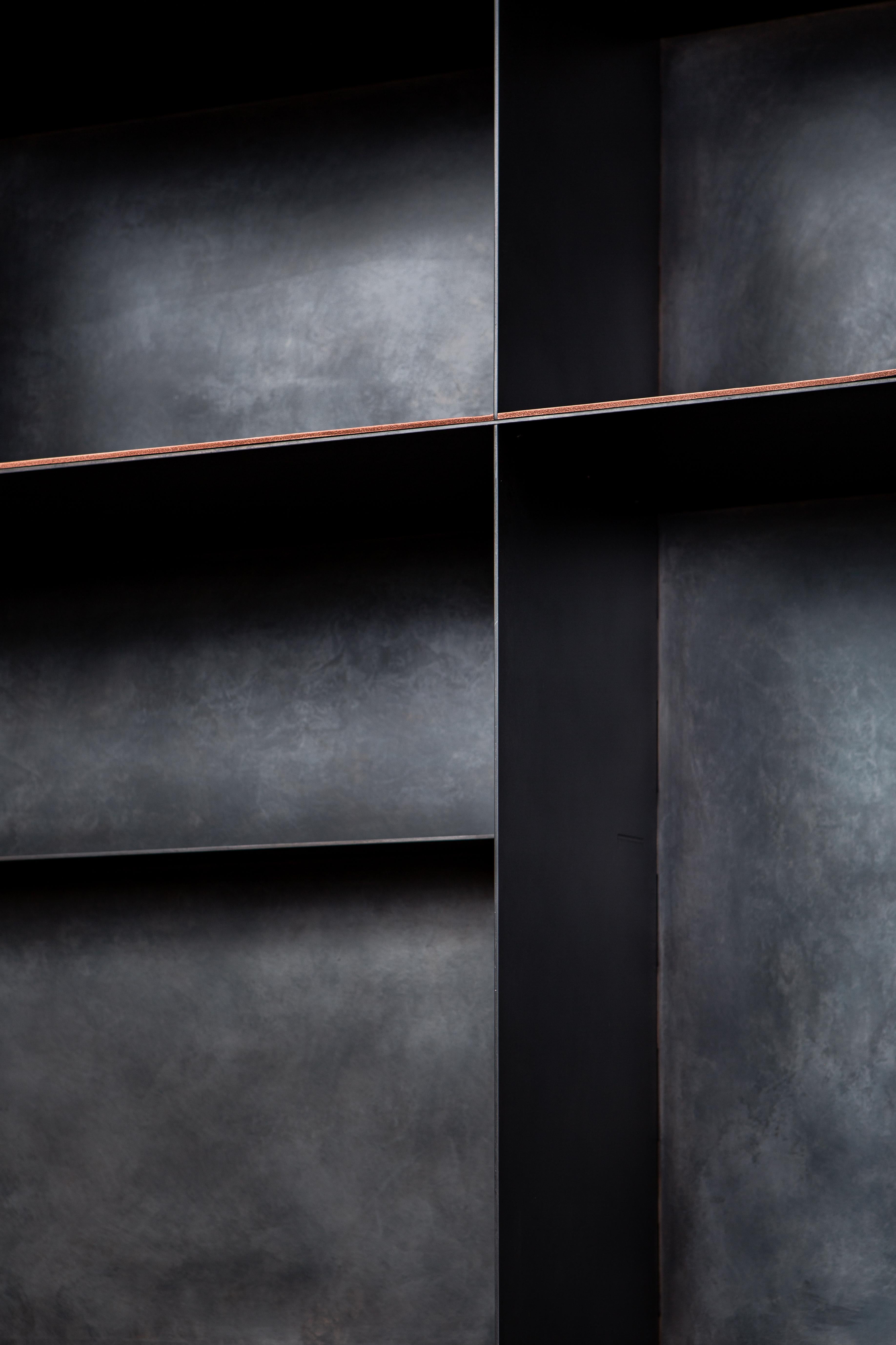Contemporary Connect Bookcase or Shelf Customizable in Blackened Steel and Polished Bronze For Sale