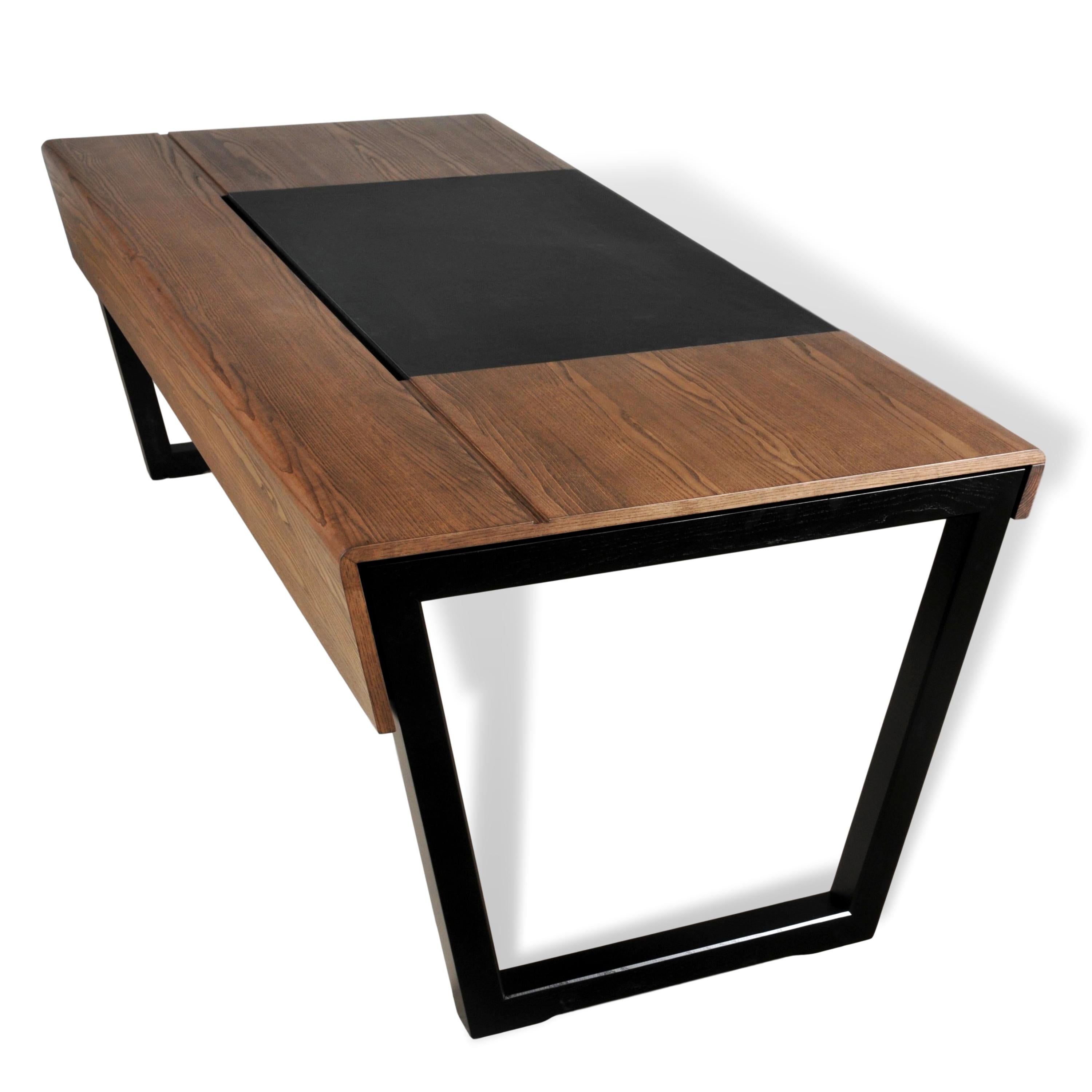 Scrivania direzionale connessa artigianale di design francese in legno massiccio di C.Lecomte in vendita 2