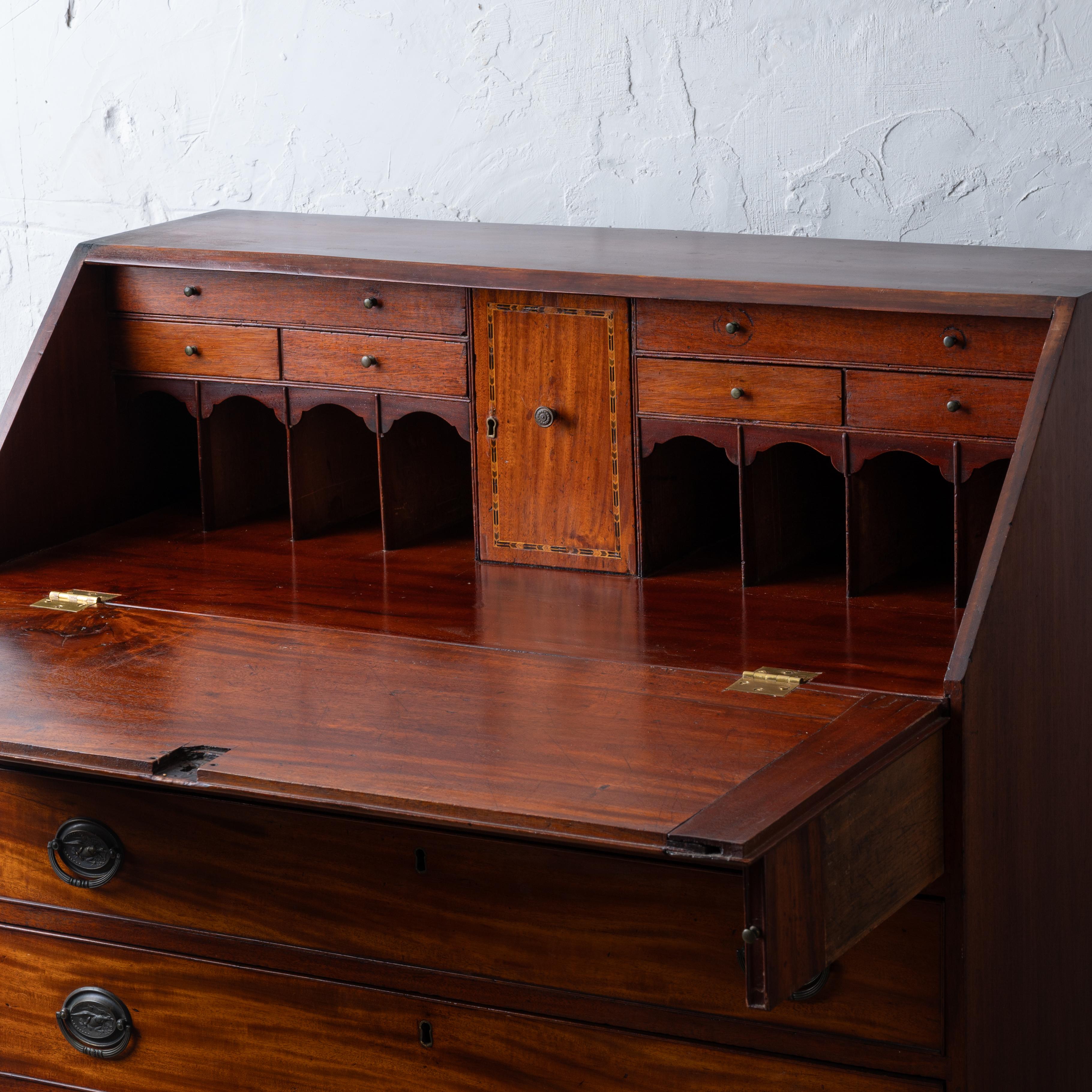 American Connecticut Mahogany Slant Front Desk, c.1800 For Sale