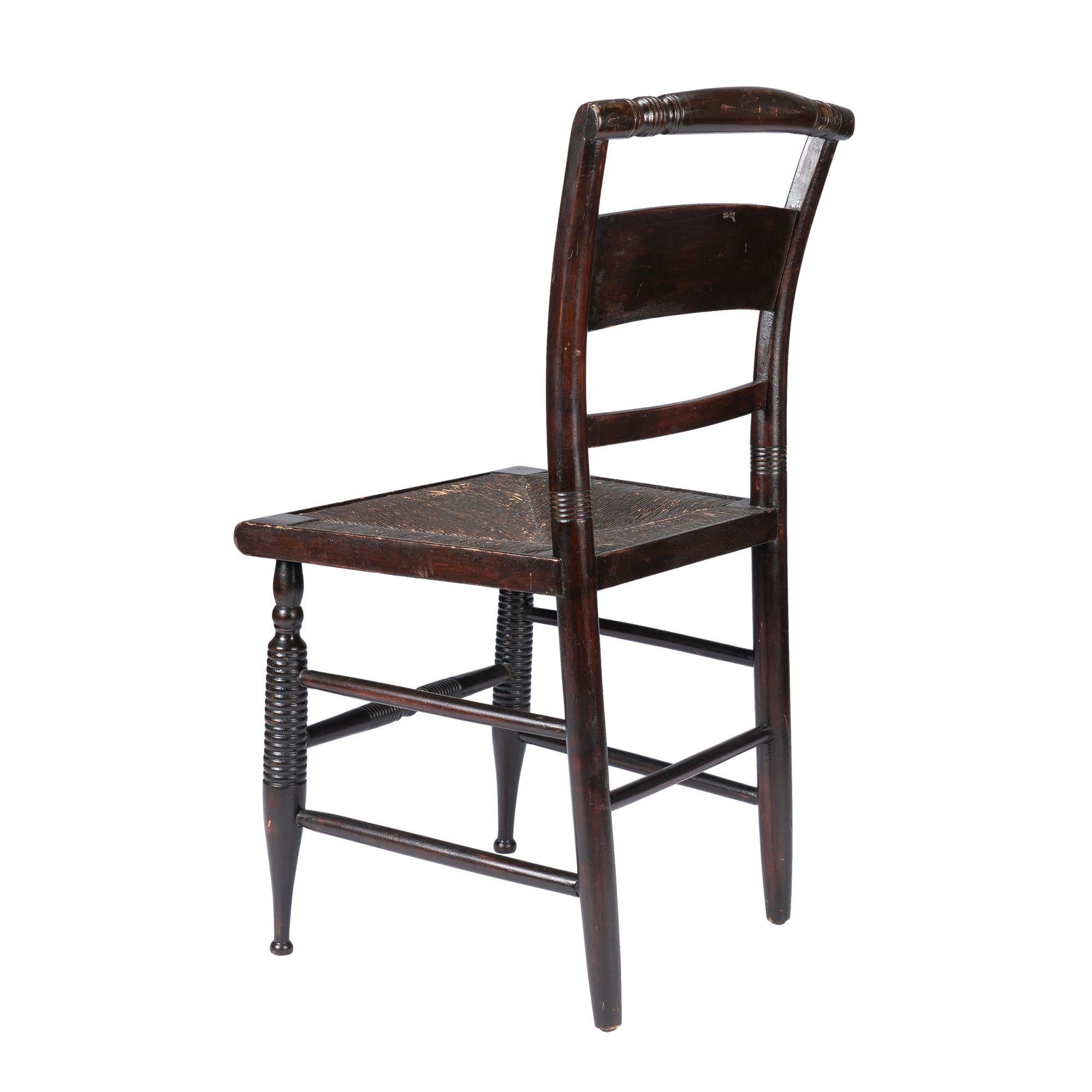 Connecticut Valley Hitchcock rush seat side chair, 1820 In Good Condition For Sale In Kenilworth, IL