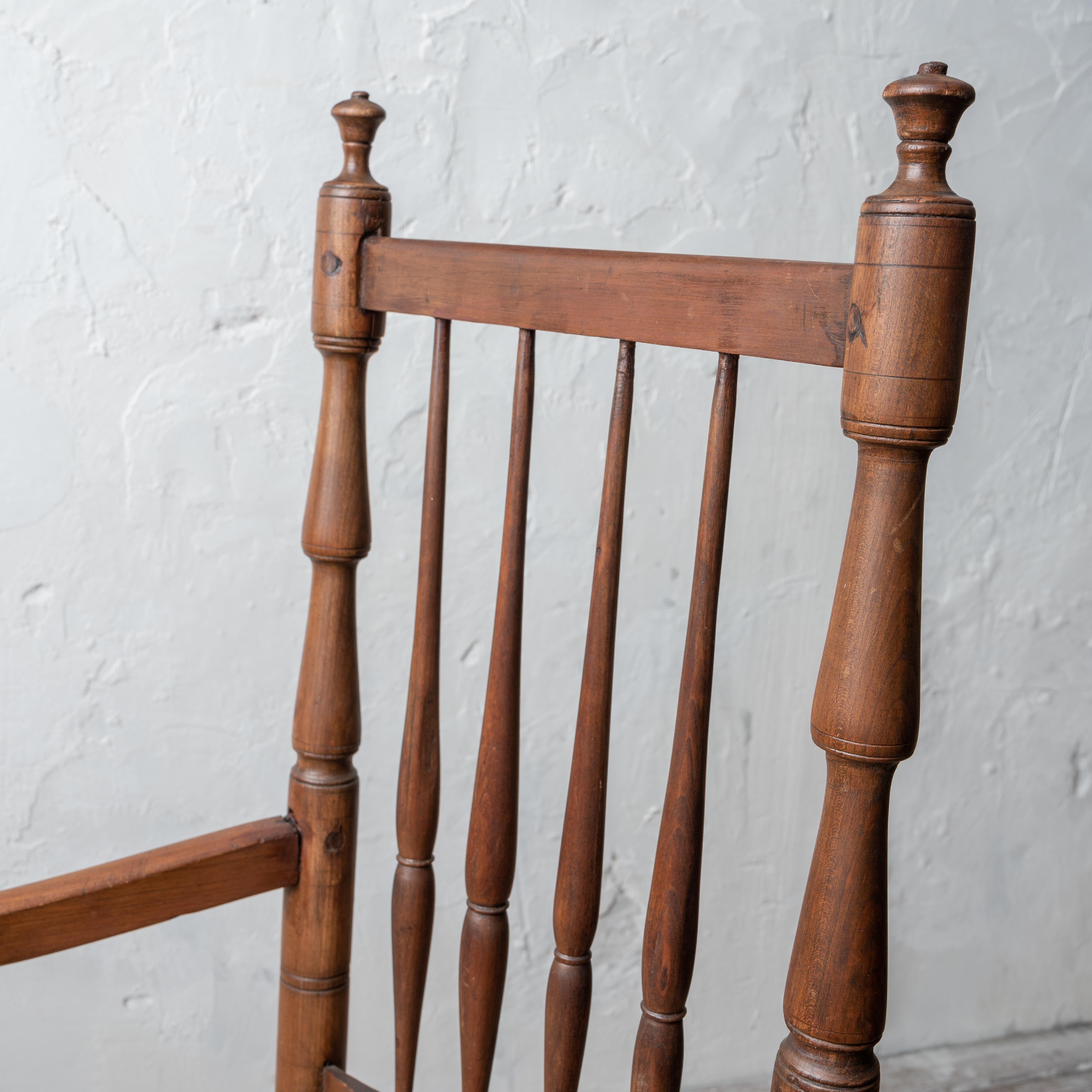 Connecticut William & Mary Armchair, 18th Century In Good Condition For Sale In Savannah, GA