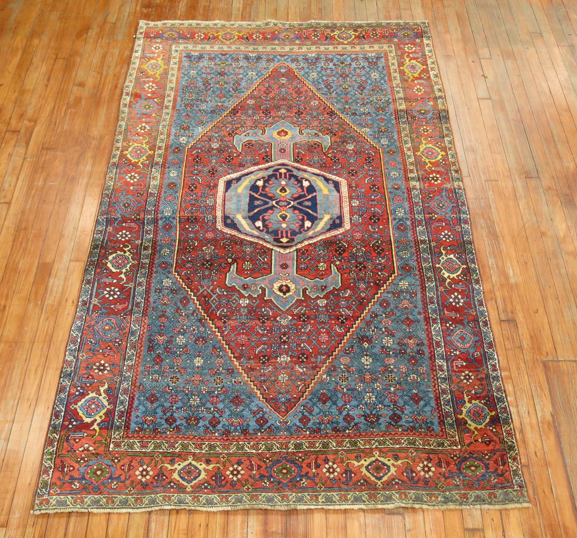 Traditional accent size Persian Bidjar rug from the 1900s

Measures: 4'9” x 8'4”

Bidjar rugs, produced in Northwest Iran are among the finest of Persian rugs by virtue of their design and technique. They cannot be identified readily by their