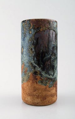 Conny Walther:: céramiste danois:: Vase en grès à glaçure brune et bleue