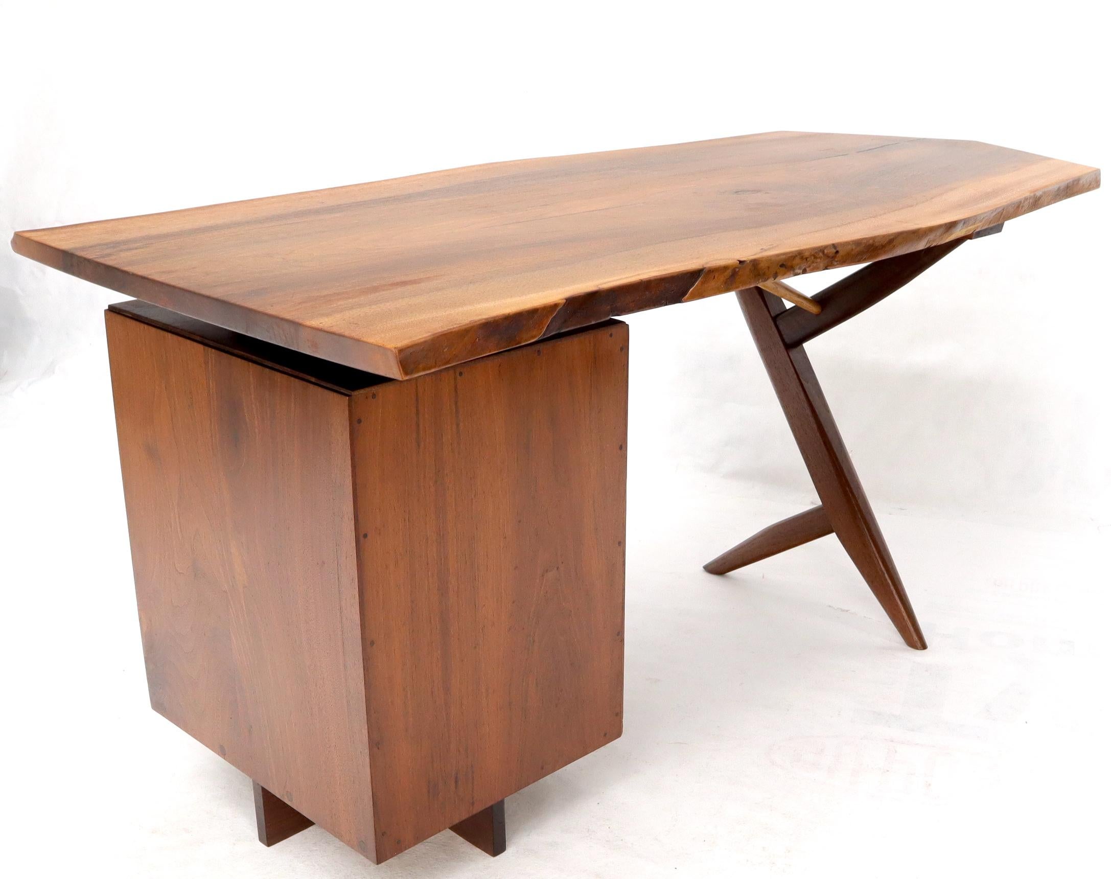 Conoid Cross Leg Desk in Walnut by George Nakashima Dated Documented, 1971 For Sale 2