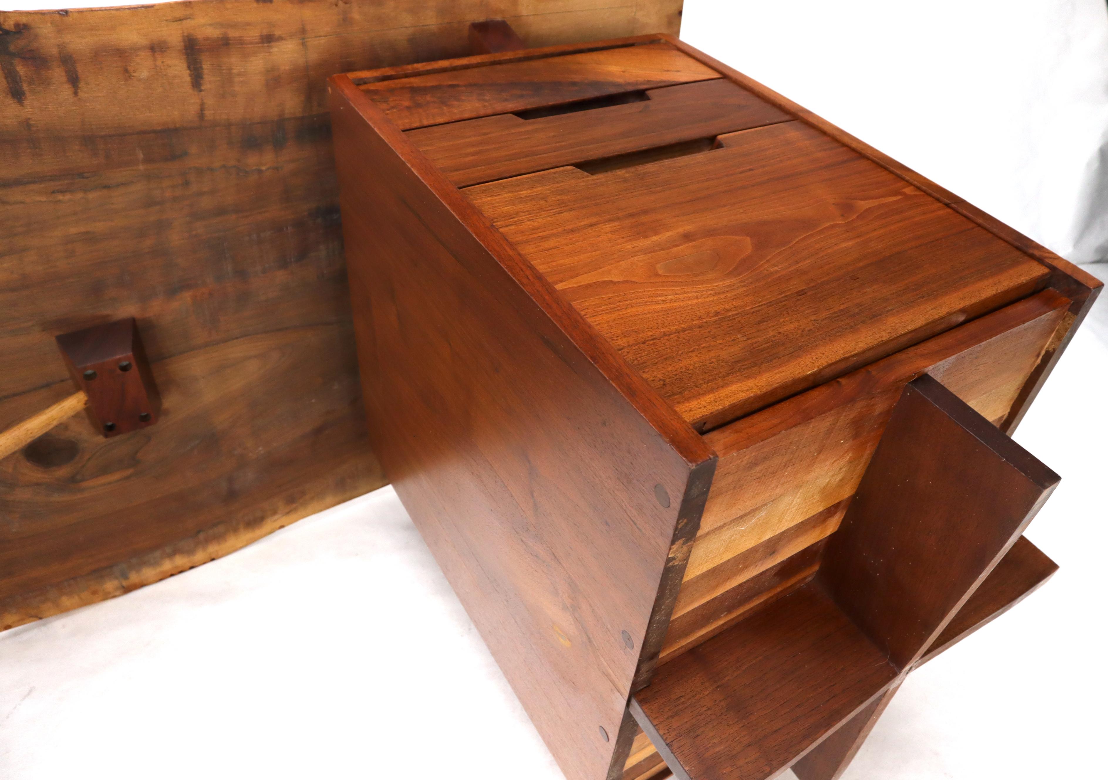 Conoid Cross Leg Desk in Walnut by George Nakashima Dated Documented, 1971 For Sale 7