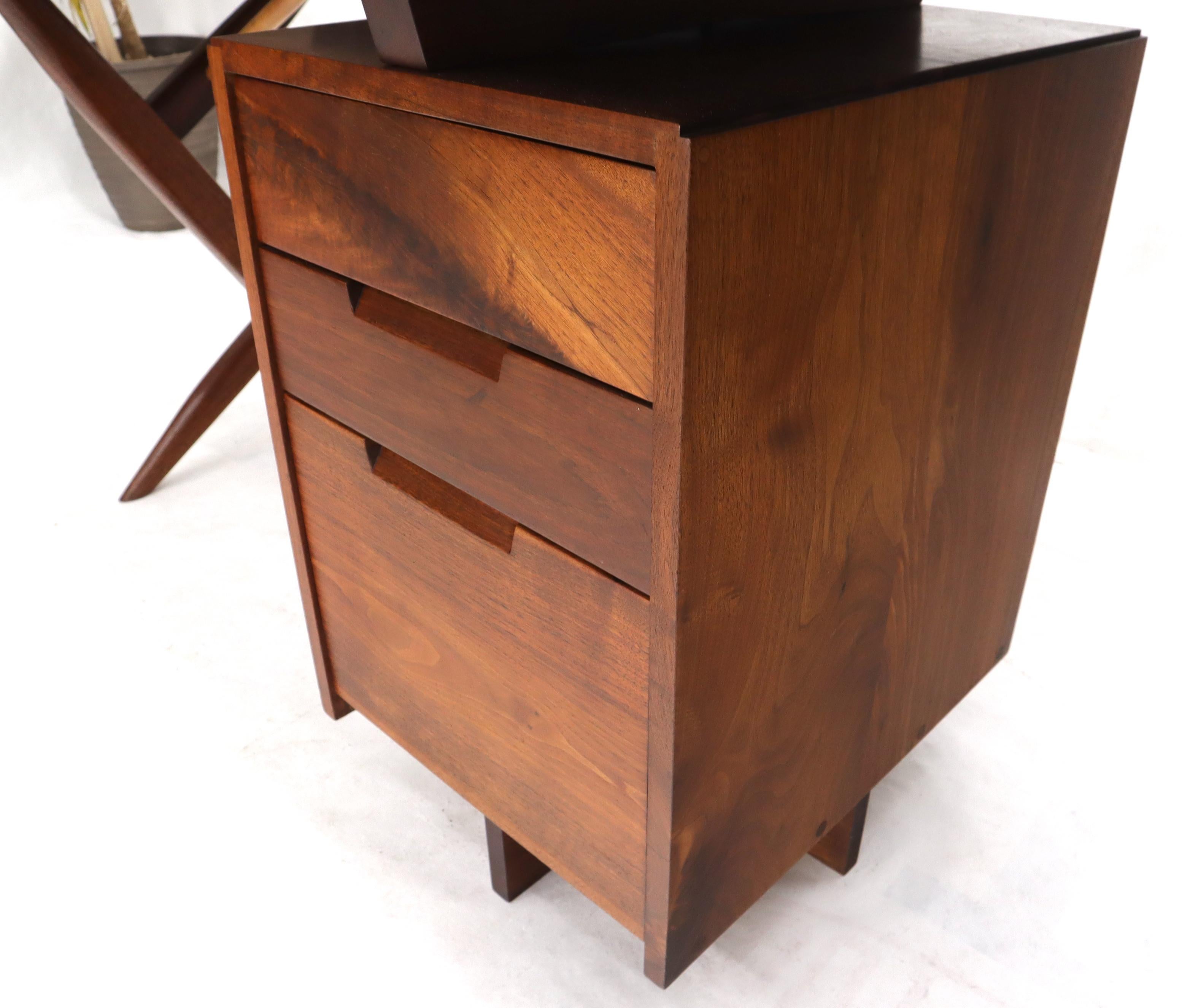 American Conoid Cross Leg Desk in Walnut by George Nakashima Dated Documented, 1971 For Sale
