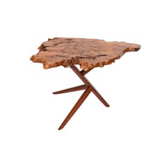 Table d'appoint Conoid design by George Nakashima