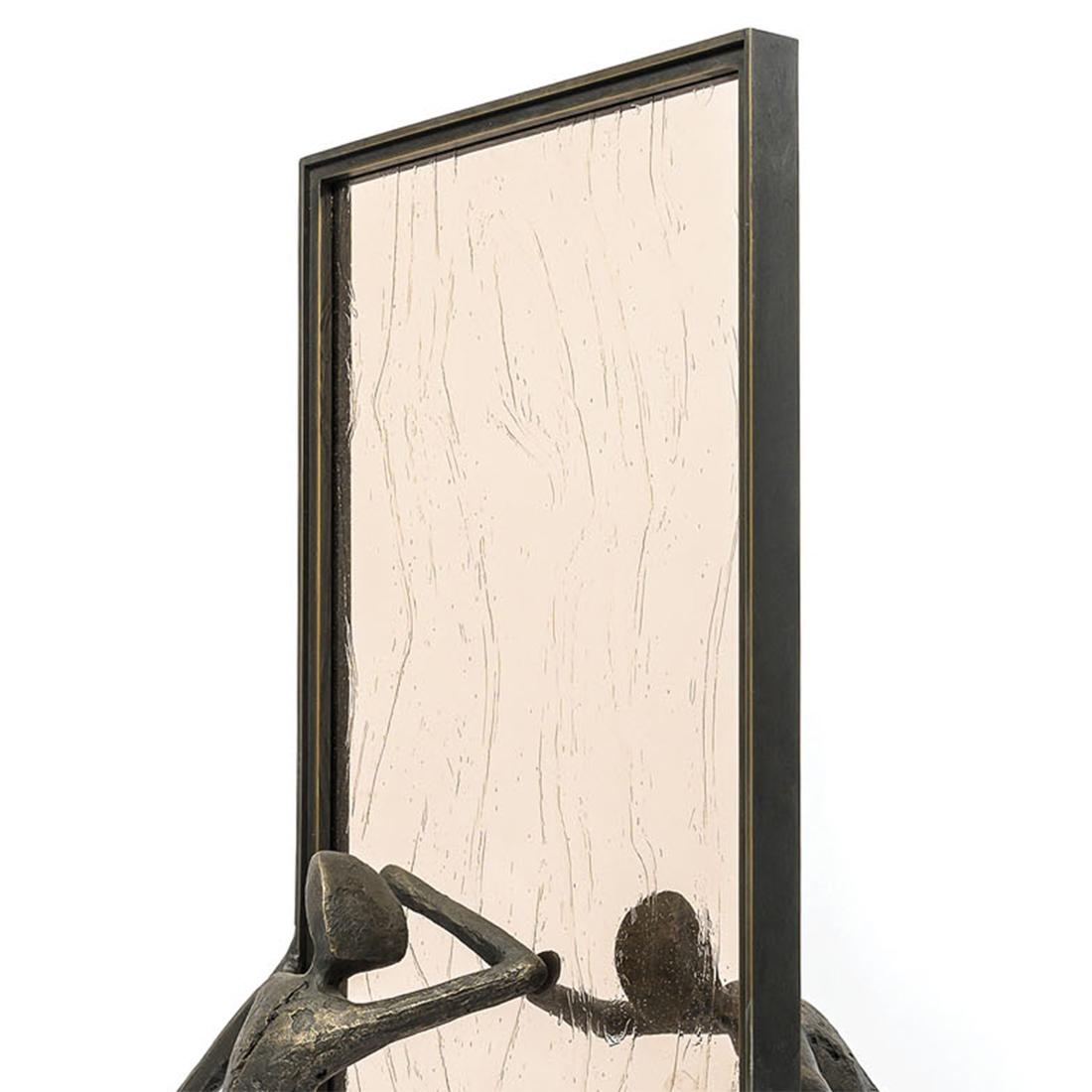 Sculpture Consciousness bronze with all structure in
Solid bronze and with mirror glass inside the bronze frame.