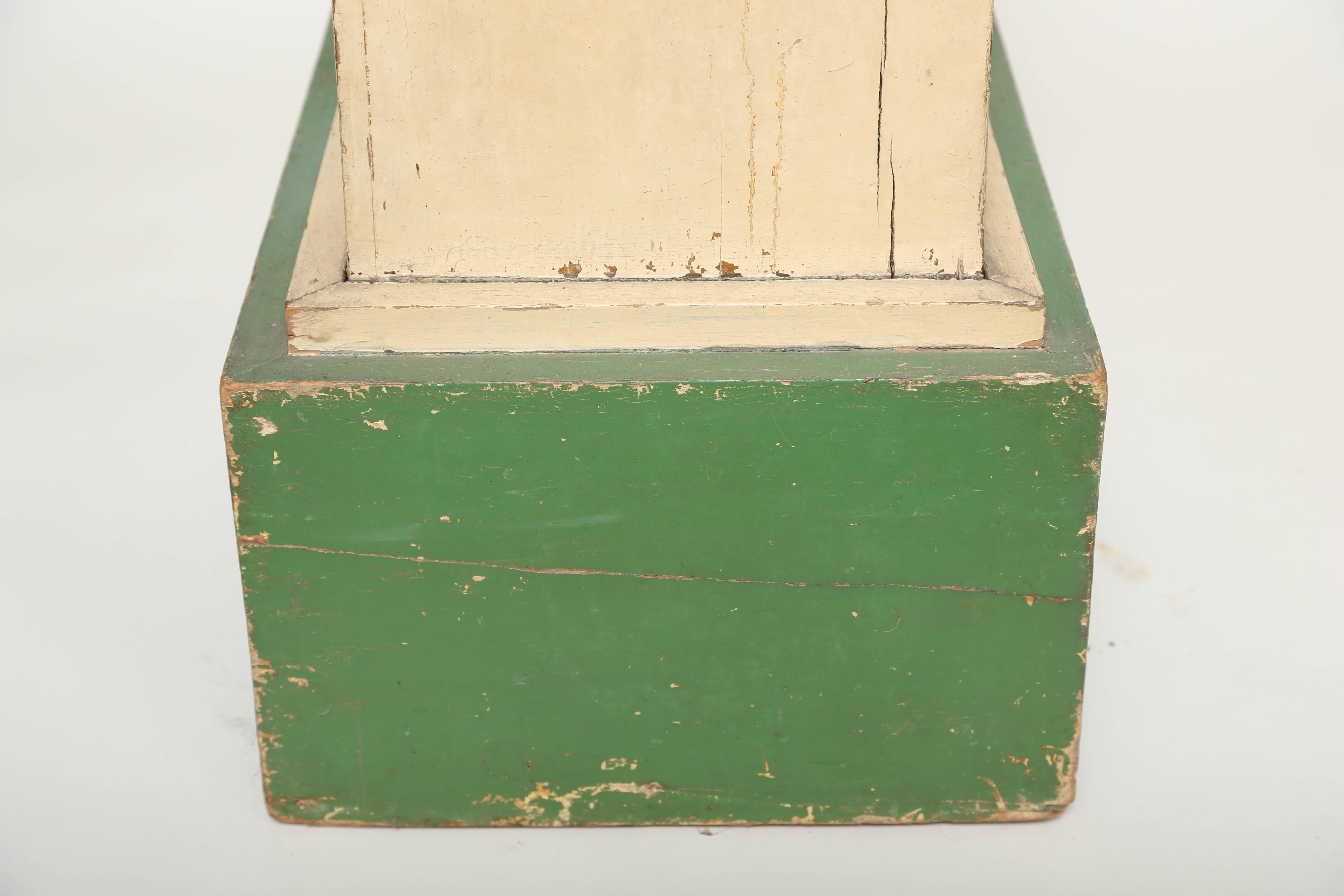 Hand-Painted Pedestal in Original Paint Green/Cream-Lion's Head Handles-Eng. 19th c For Sale