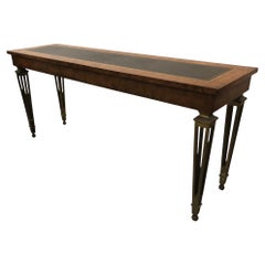 Console française de 1950, Matériaux :  Bois et bronze letather