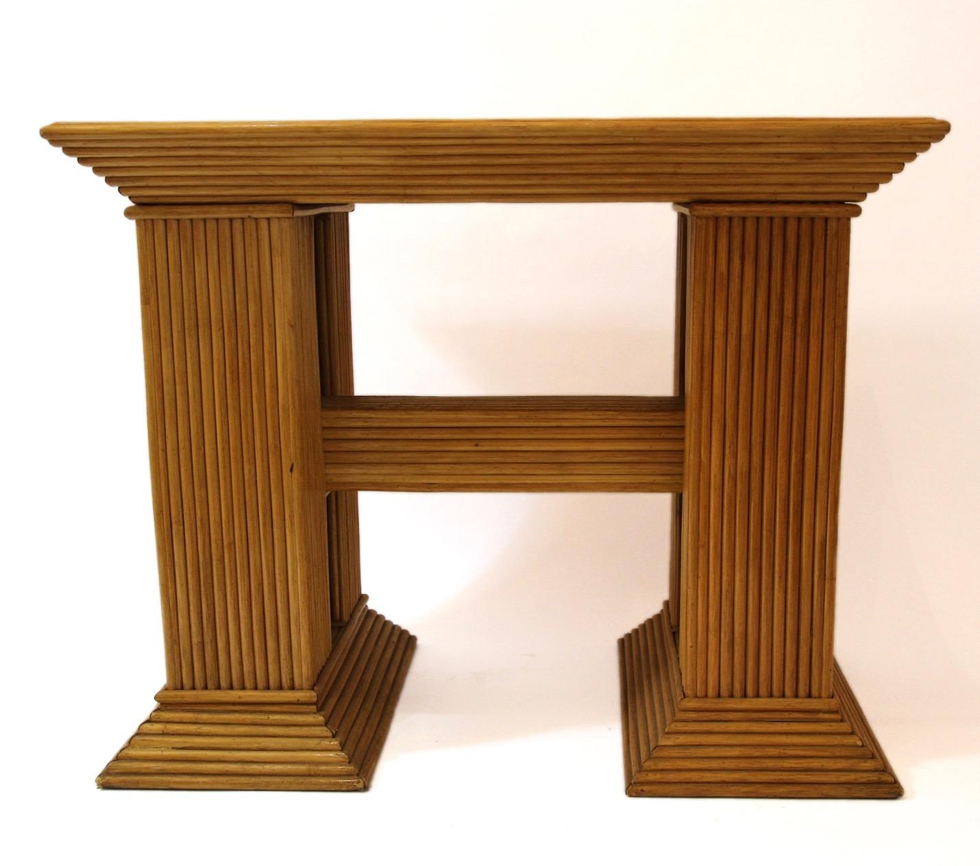 Console, 
Bamboo, 
Rectangular tray, decorated with triangles,
H-base,
circa 1970, France.

Measures: Height 71 cm, width 89 cm, depth 50 cm.