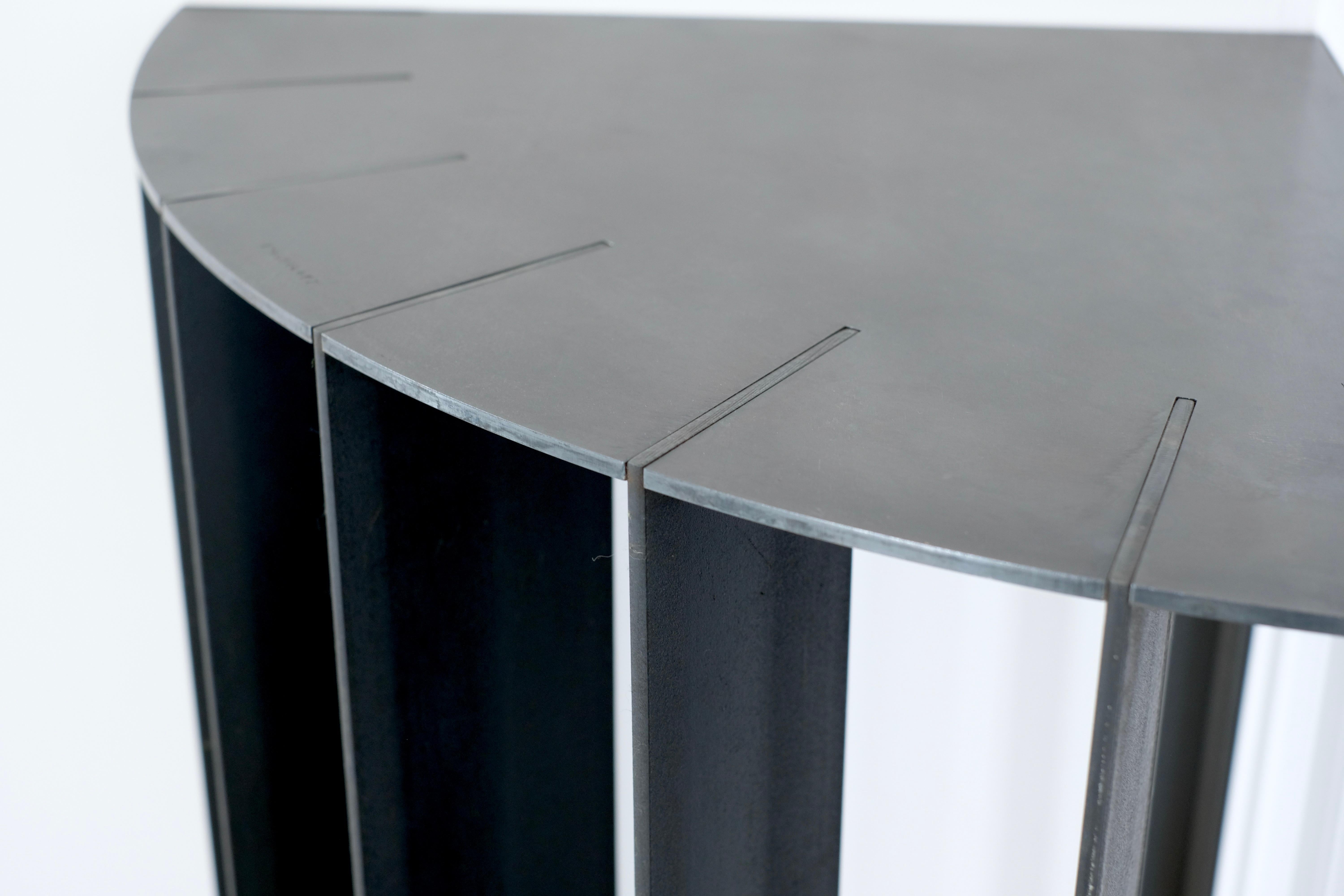 French Console 