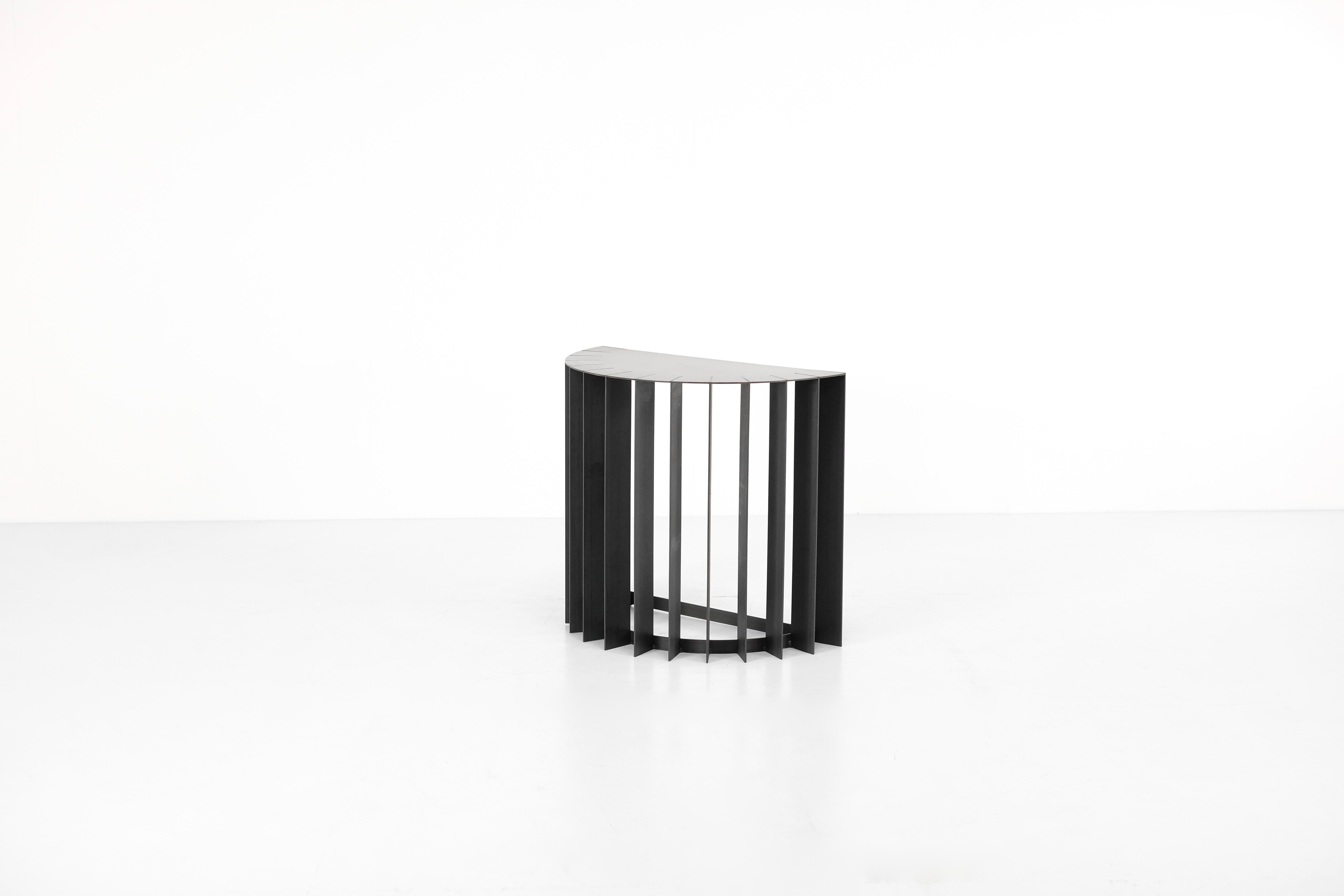 French Console 