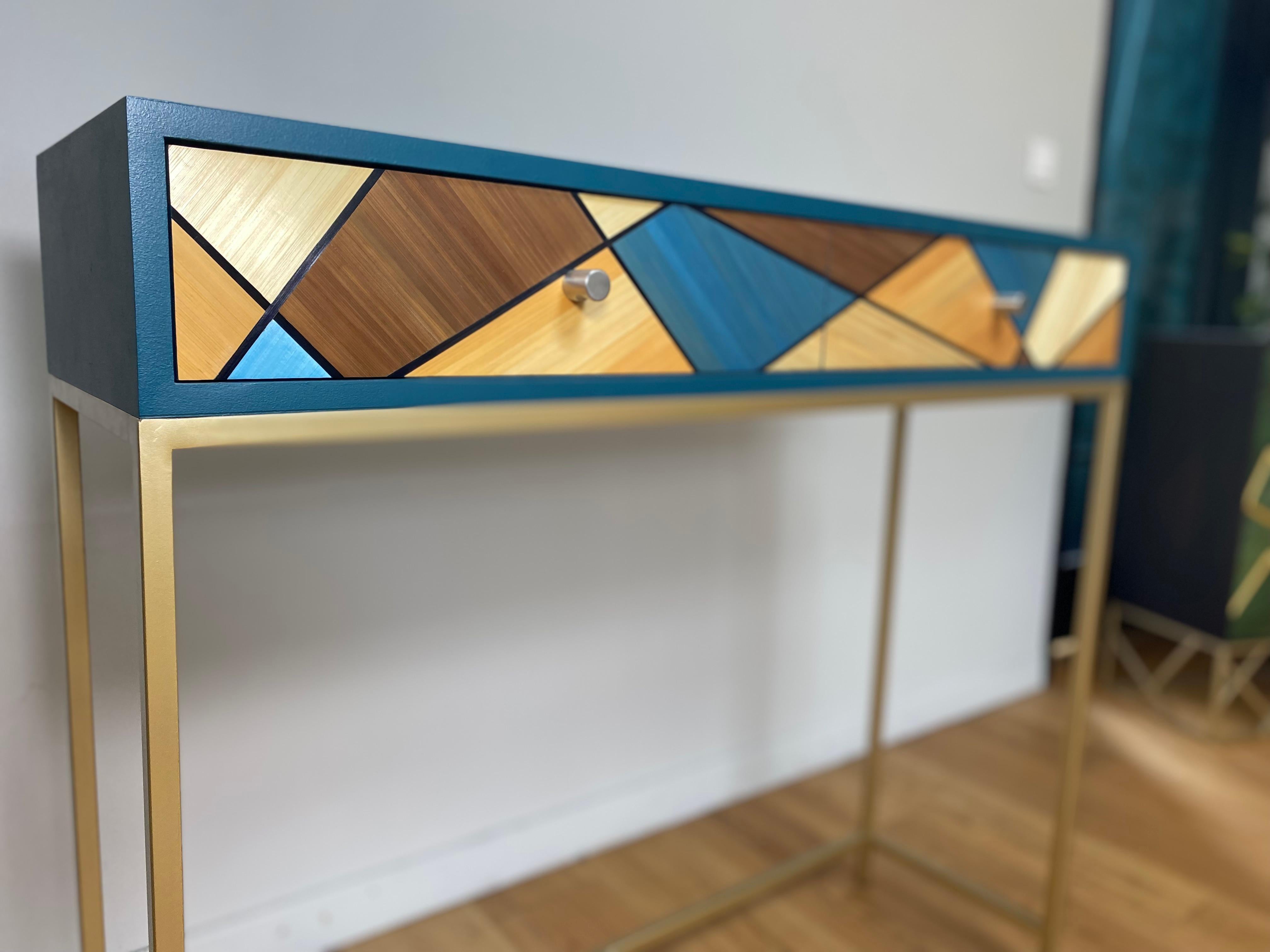 console table colorful