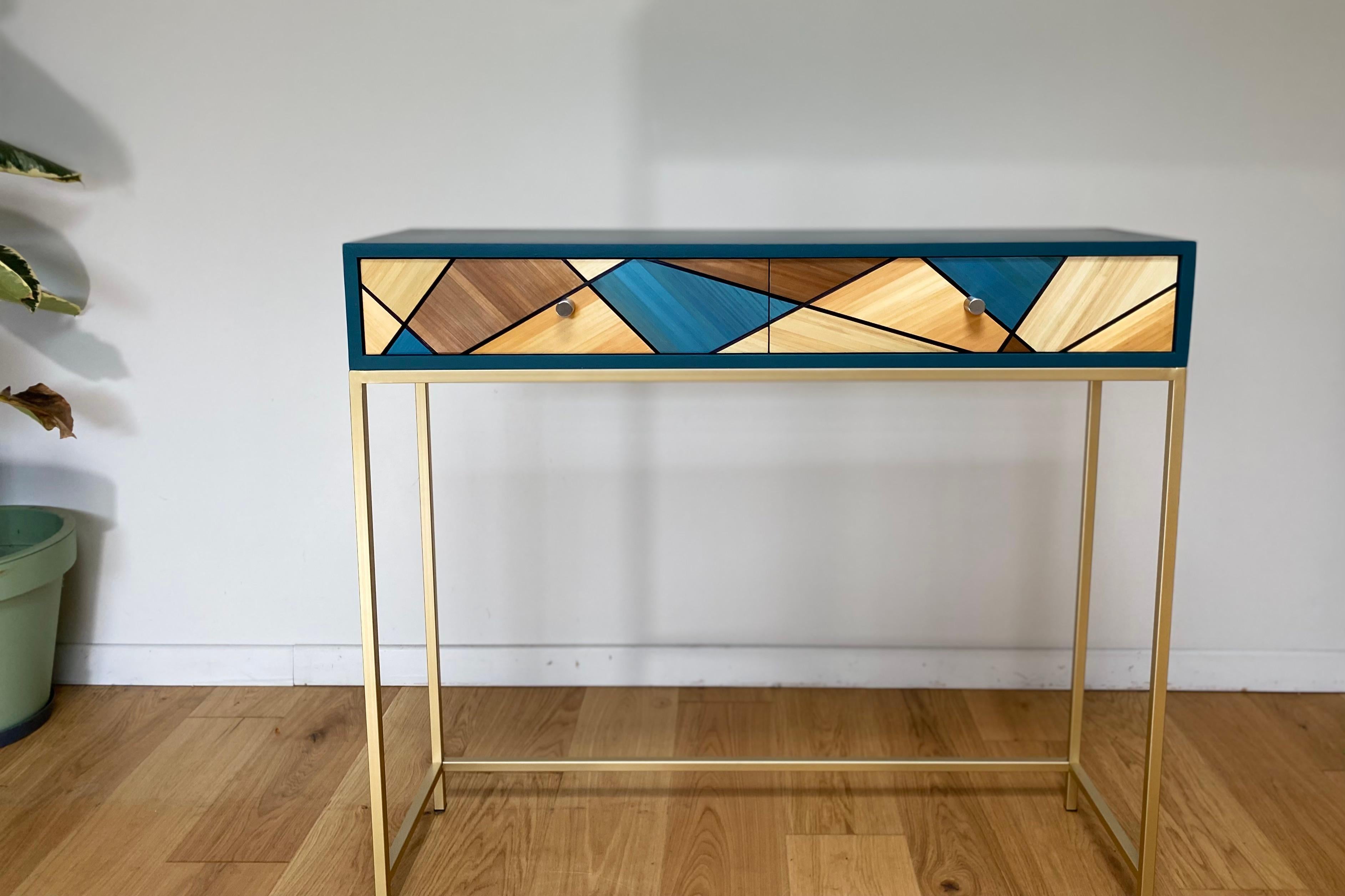 Console Colors In New Condition In ARSAC, FR