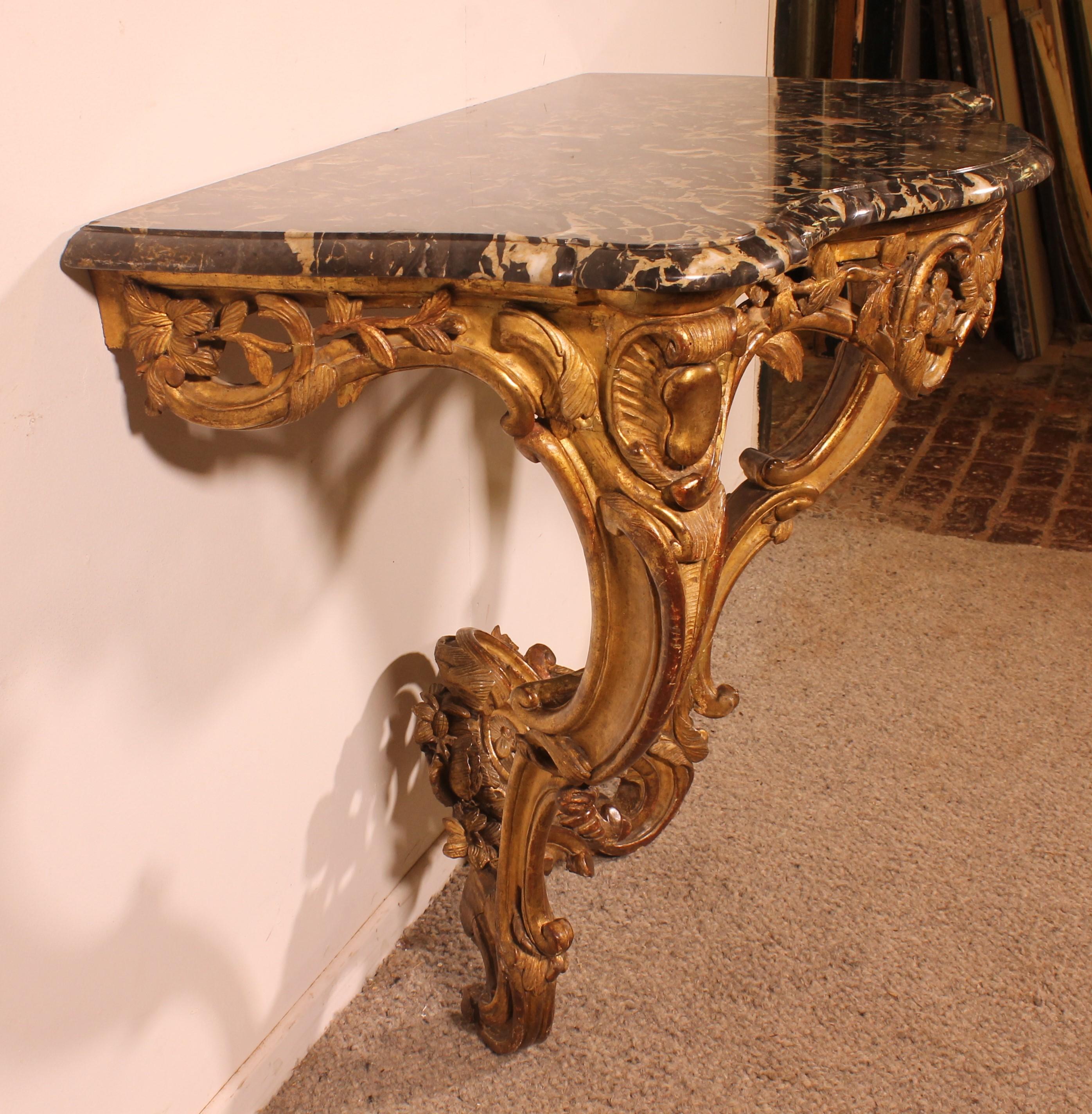Louis XV Period Console In Gilded Wood For Sale 6