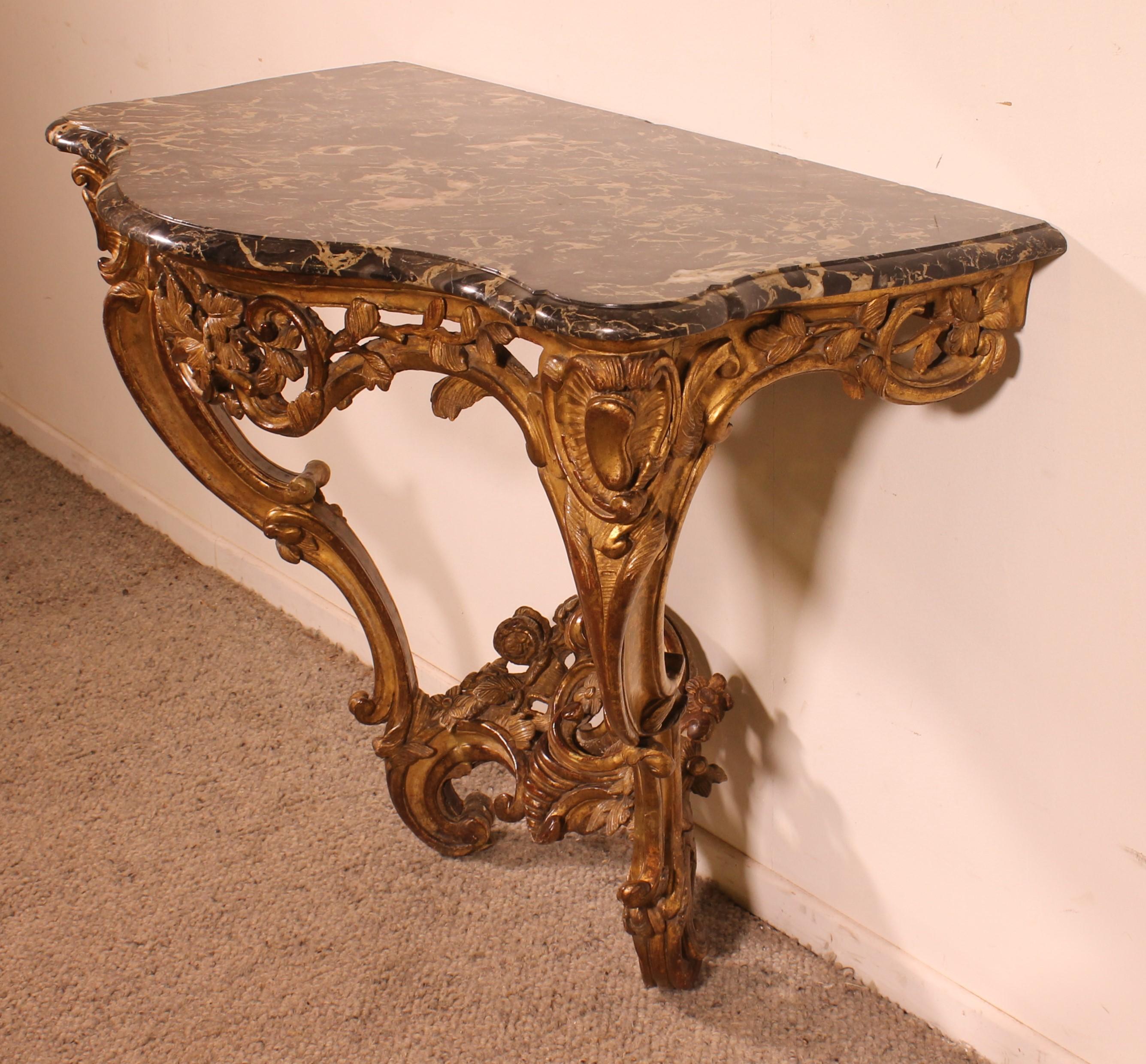 Louis XV Period Console In Gilded Wood For Sale 7