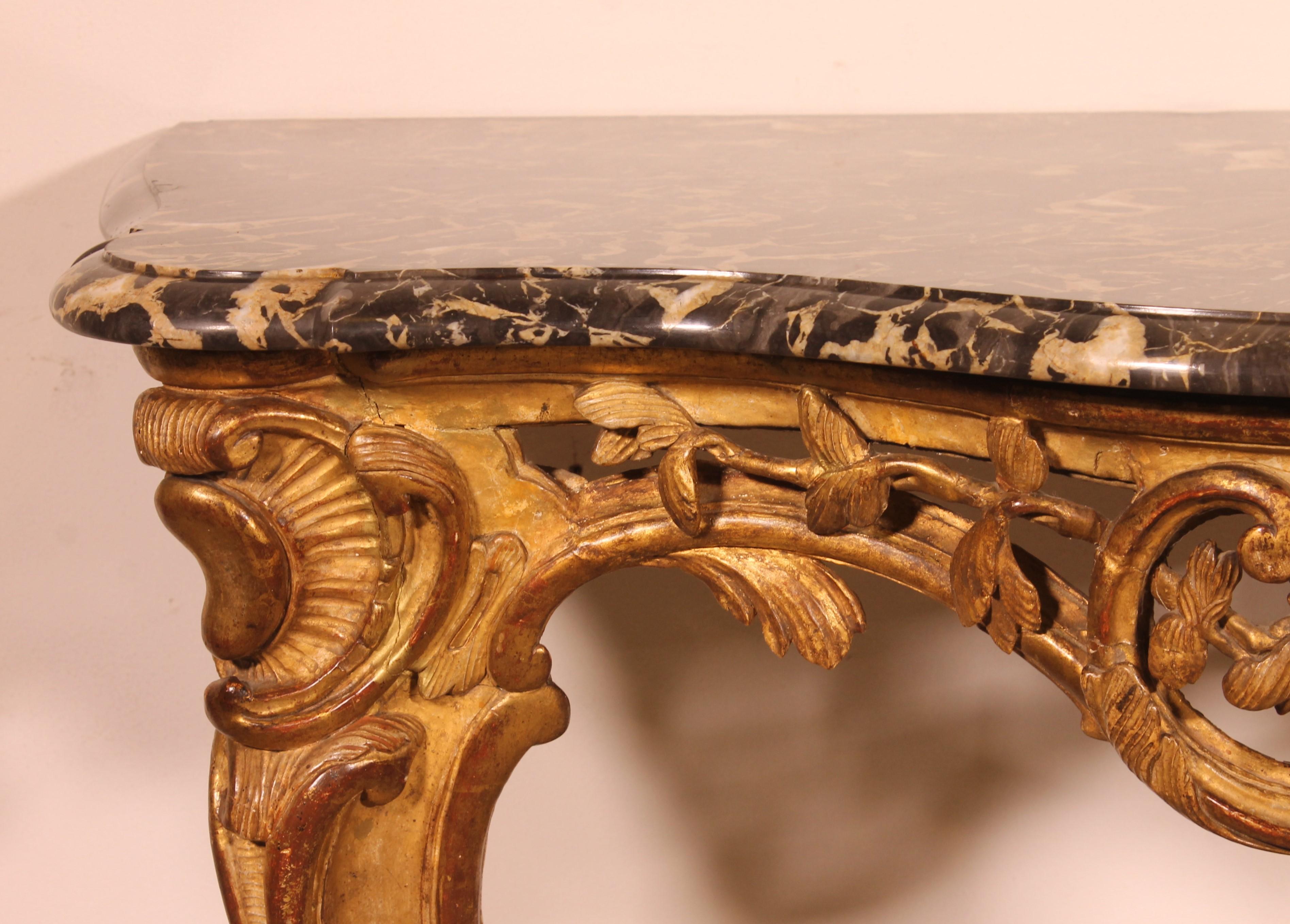 Louis XV Period Console In Gilded Wood For Sale 1
