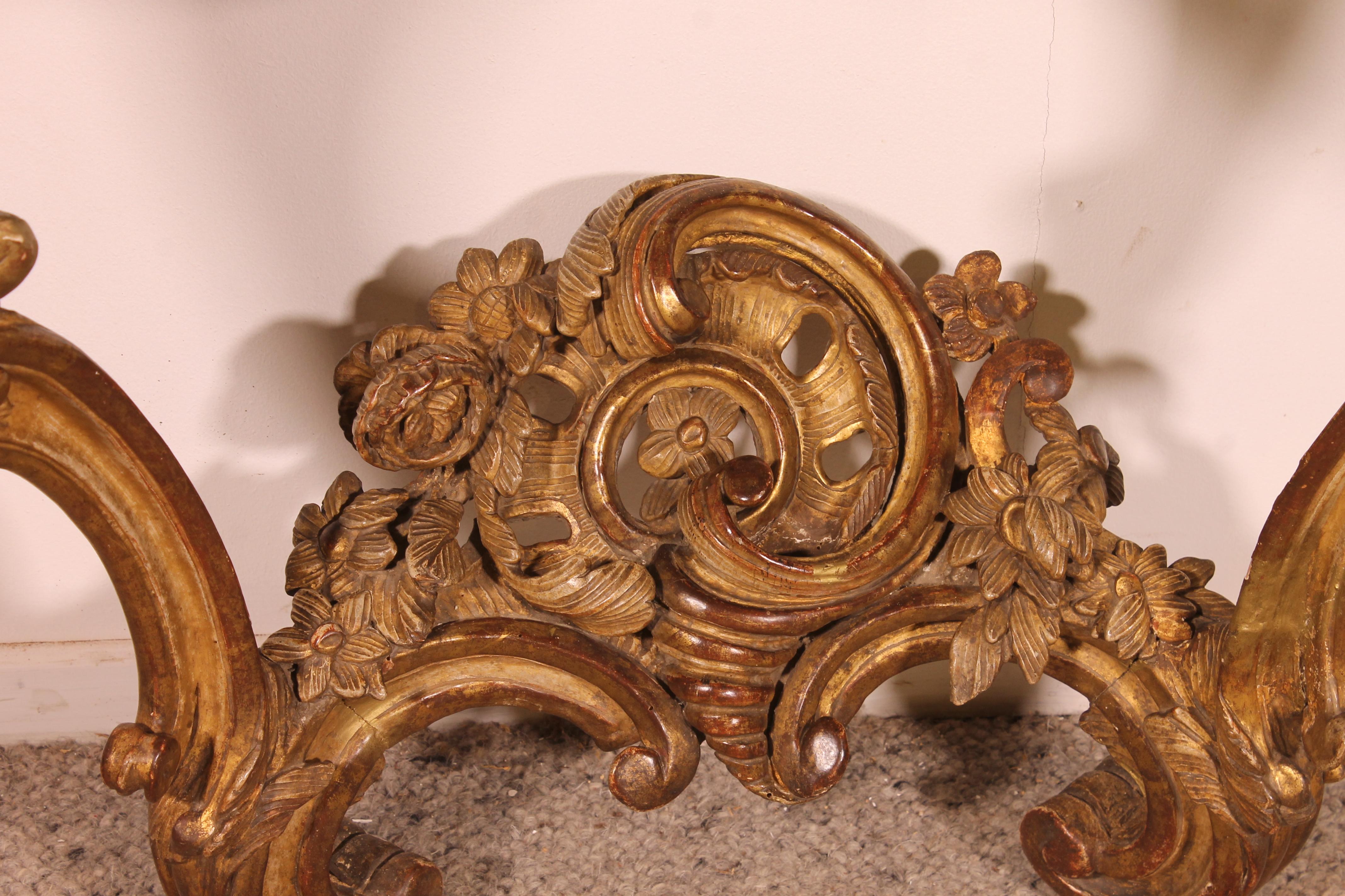 Louis XV Period Console In Gilded Wood For Sale 2
