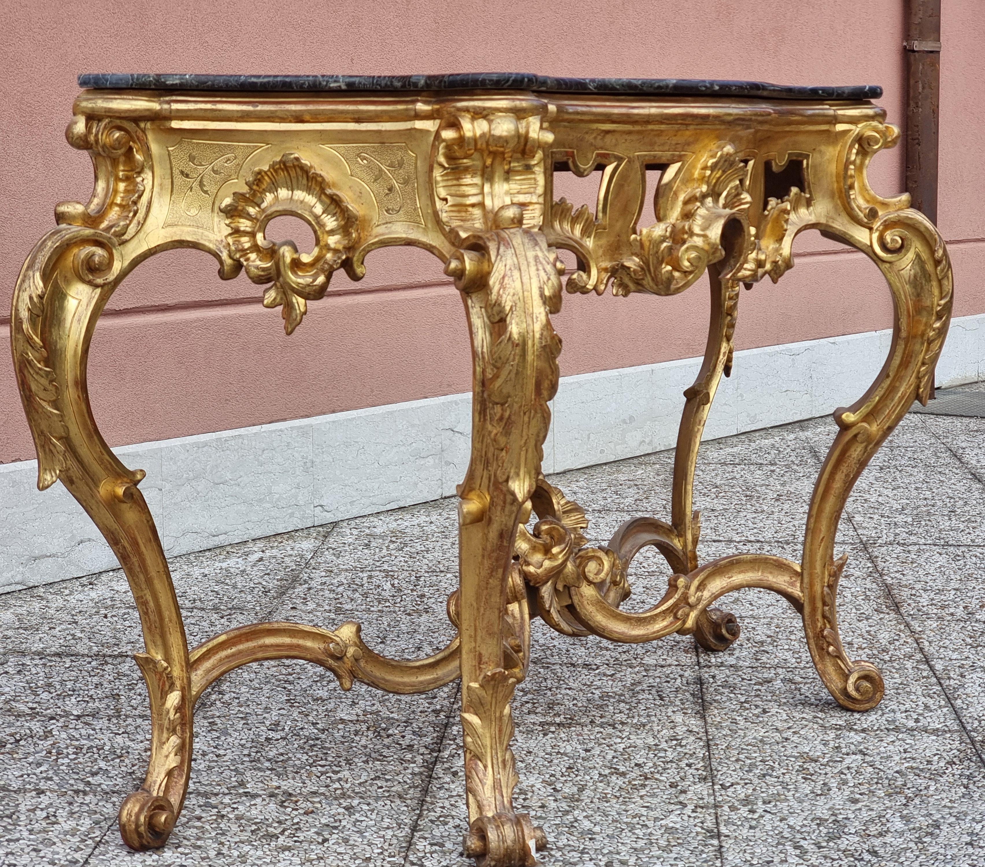 Vergoldeter Konsolentisch mit Marmorplatte - Venetien, Mitte des 19 im Angebot 6
