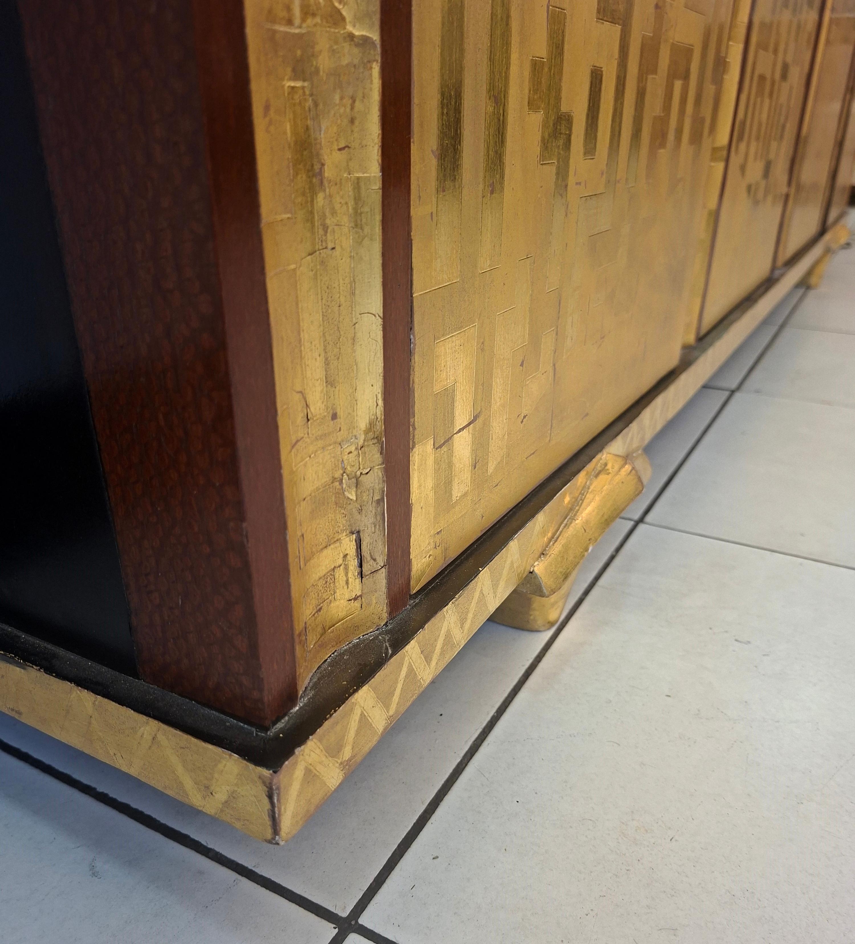 Mobile consolle di Eugene Printz a 4 ante con foglie d'oro laccate In condizioni buone in vendita a Saint-Ouen, FR