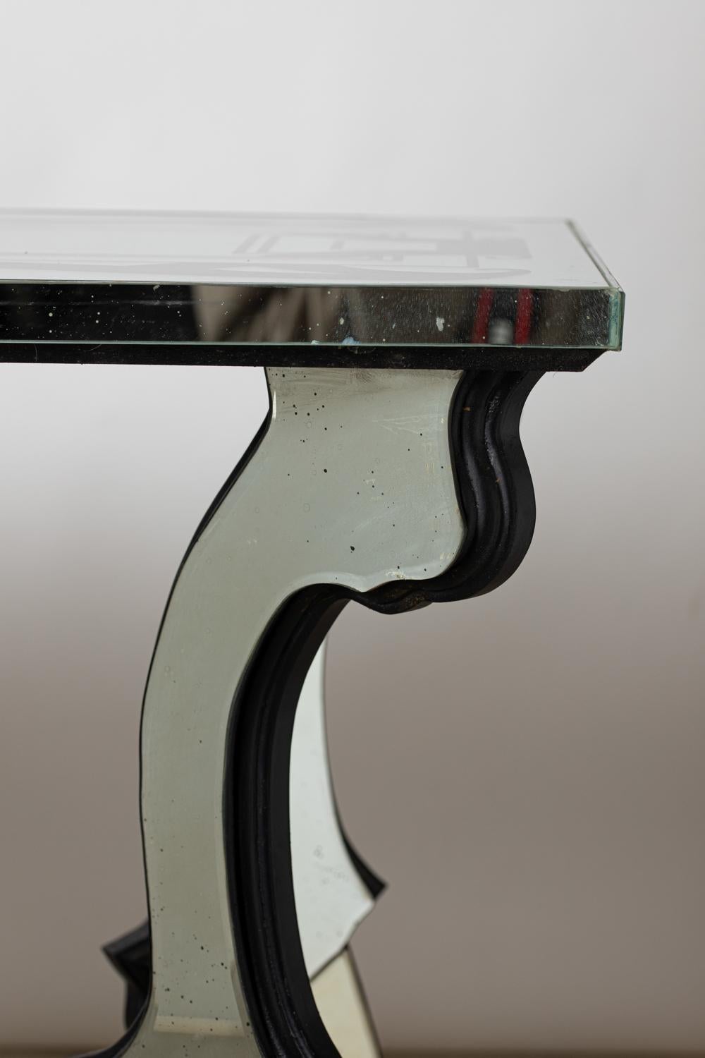 italien Console de style Art déco, entièrement recouverte de miroirs en vente