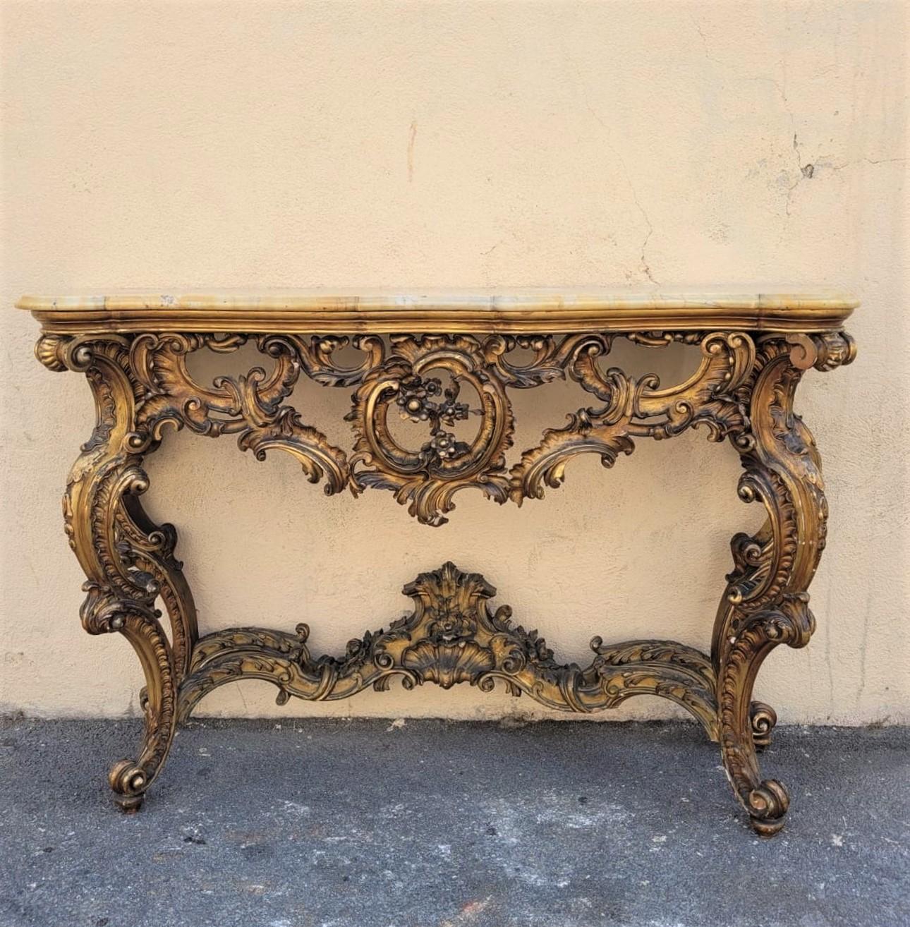 Console in Carved Golden Wood and Marble, Louis XV Style, Xixth Century In Good Condition In MARSEILLE, FR