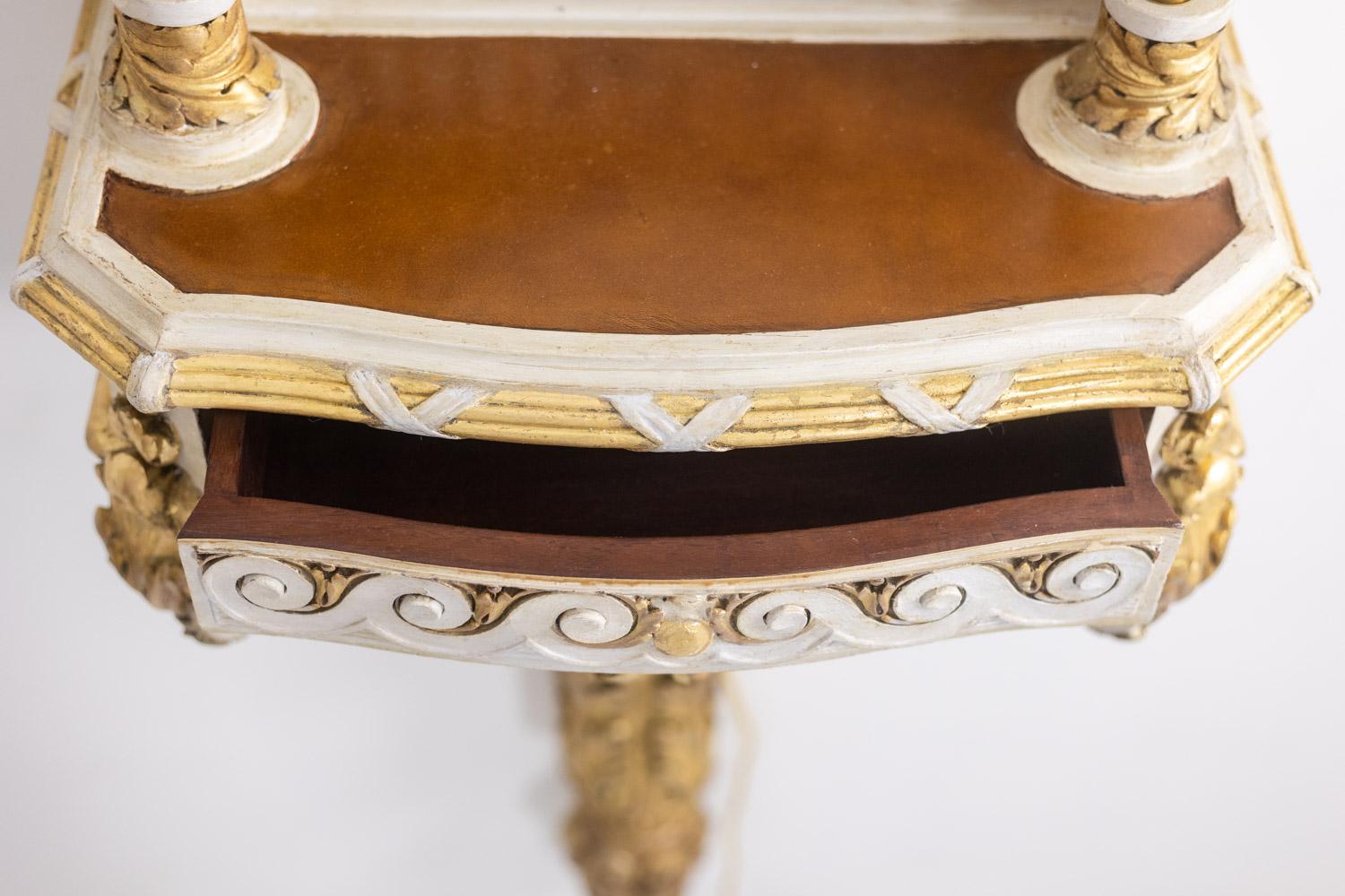 Console in legno dorato e laccato in stile Luigi XVI. Circa 1900. in vendita 7