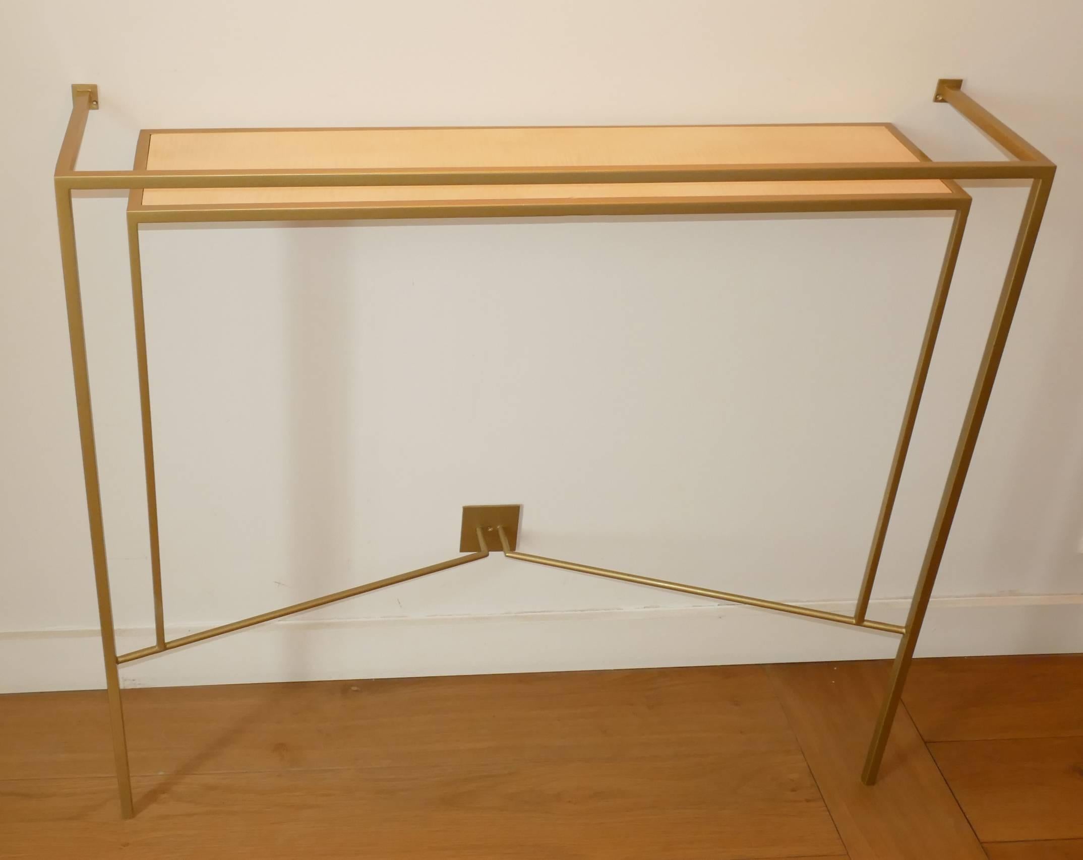 Console in Gold, Bronze Brass Patina with One Sycamore Shelve by Aymeric Lefort In New Condition For Sale In SENLIS, OISE