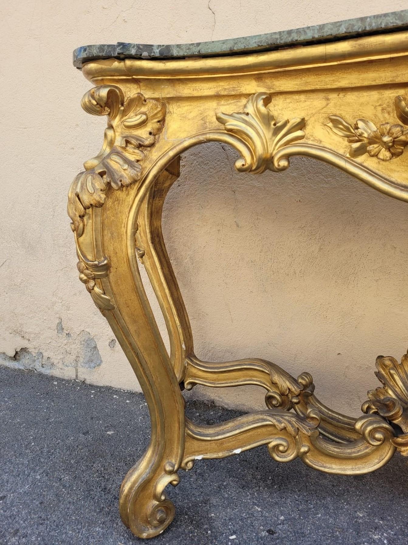 Console en Wood Wood doré de style Louis XV, 19ème siècle en vente 11