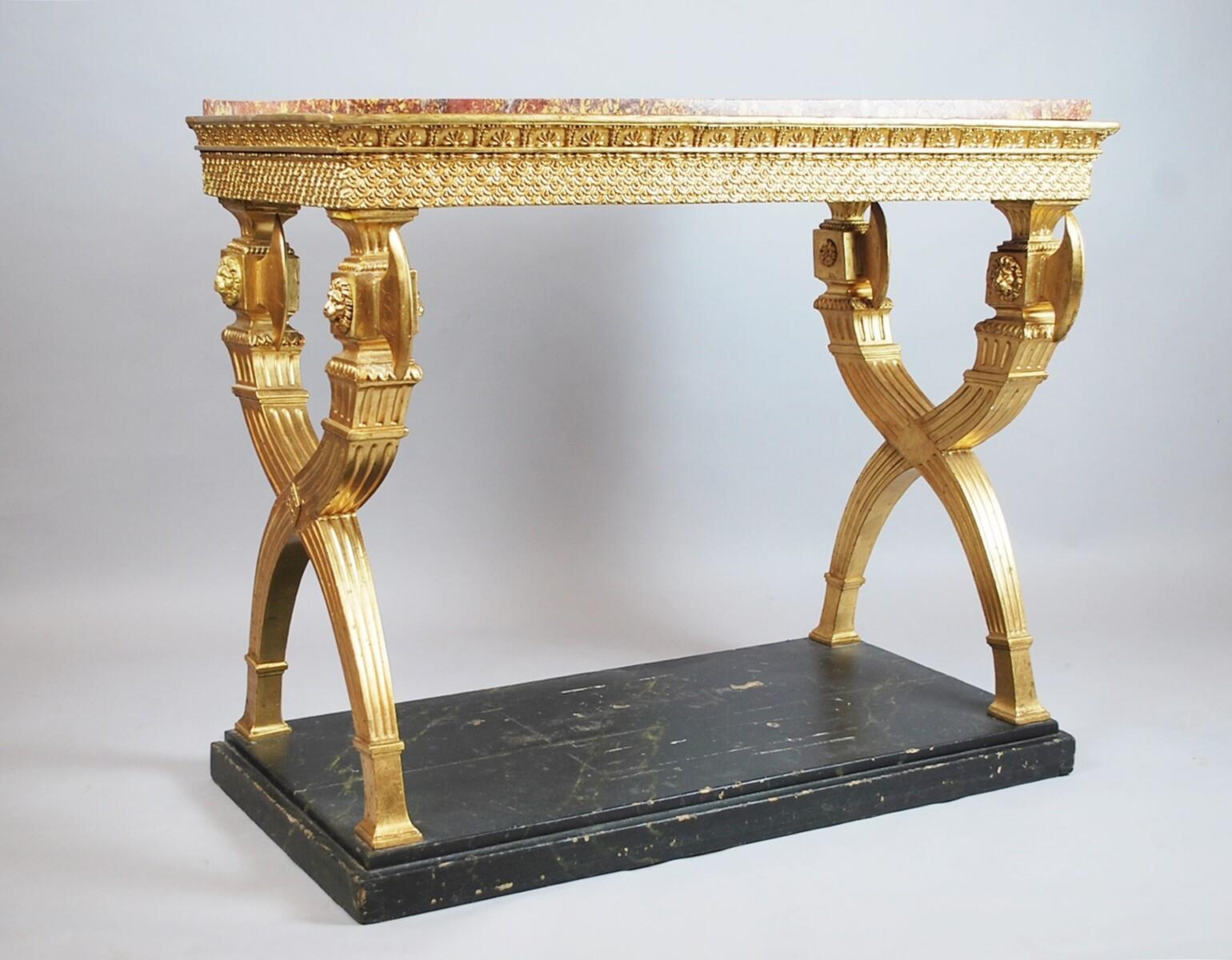 Console In Golden Wood, Marble, Sweden, Circa 1800 In Good Condition For Sale In Brussels, BE