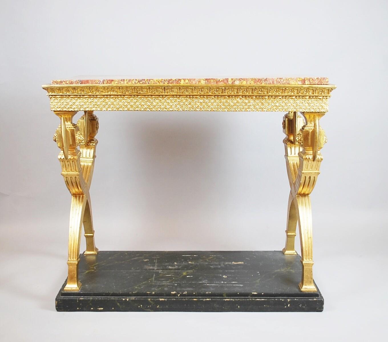 Consola De Madera Dorada, Mármol, Suecia, Circa 1800 en venta 3