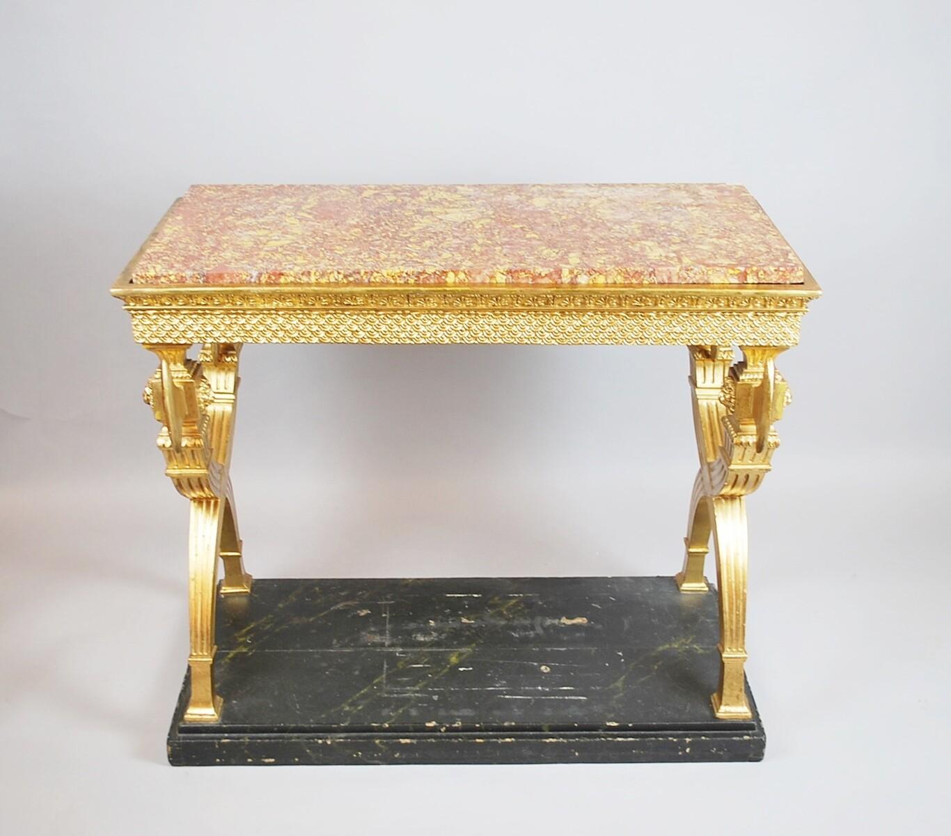 Consola De Madera Dorada, Mármol, Suecia, Circa 1800 en venta 4