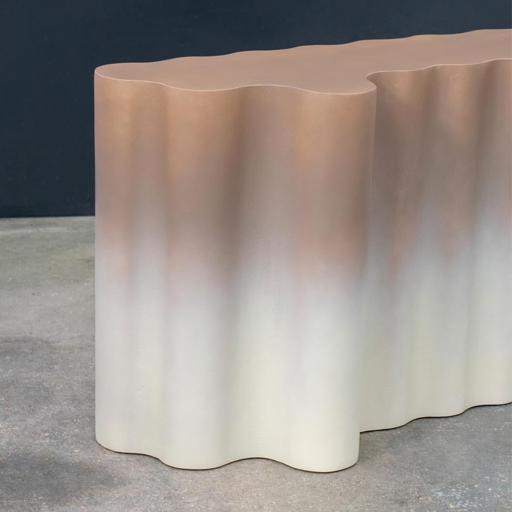 Postmoderno Organic Form, Gradient Light Peach Console One of a Kind by MANUFACTURE XXI in vendita