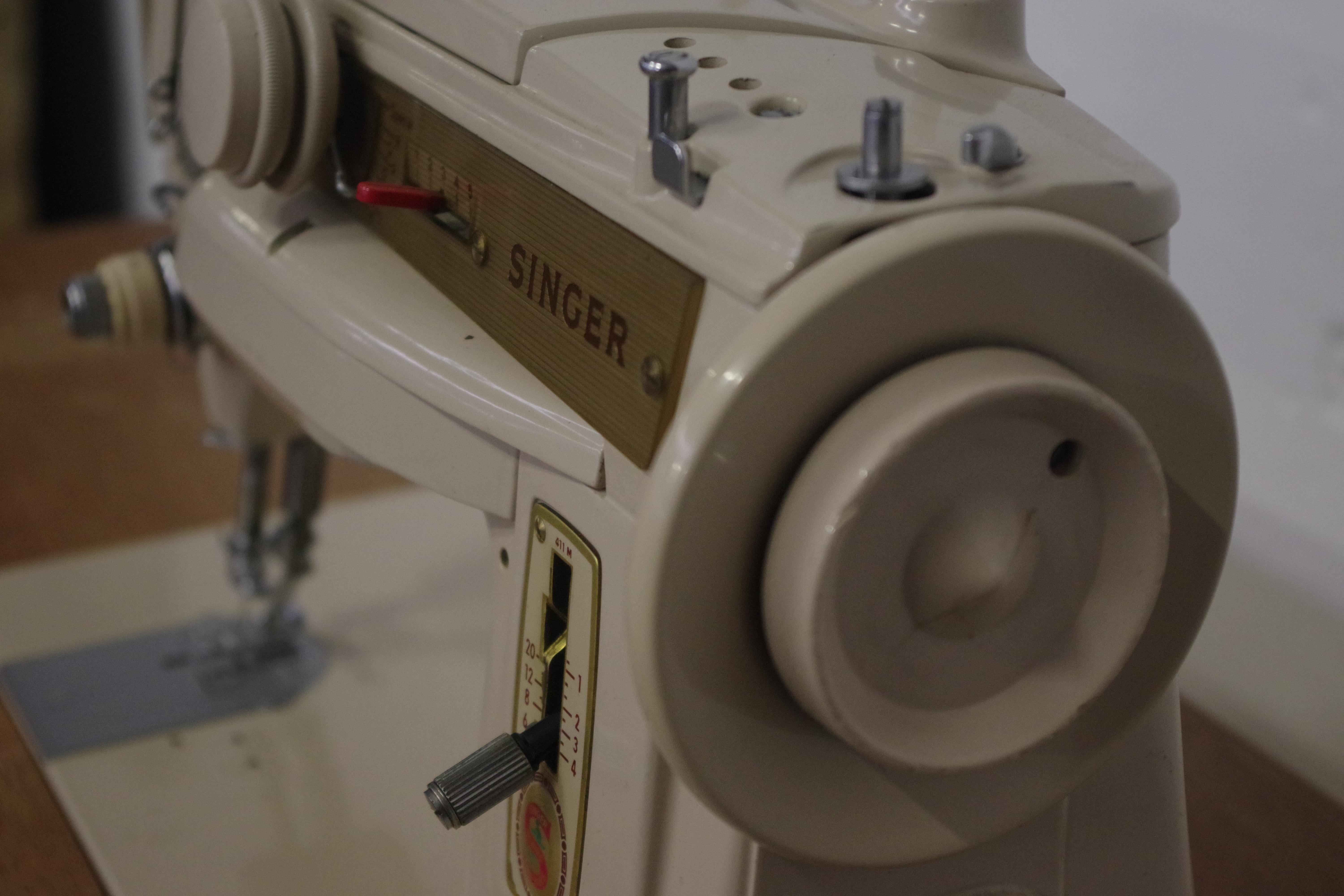 singer 411g sewing machine