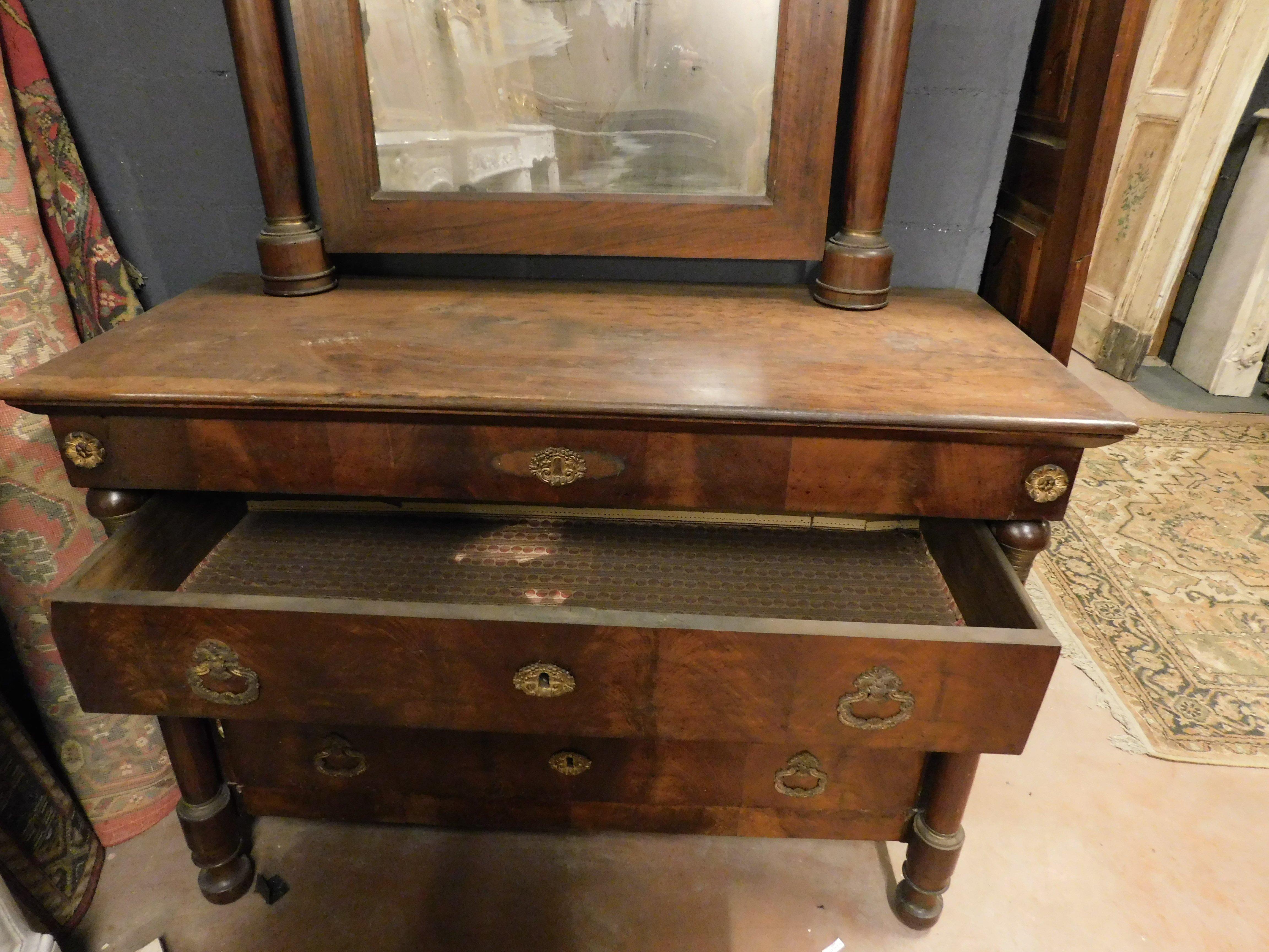 Console mirror and chest of drawers, walnut wood veneered, gilded bronze, Italy For Sale 4
