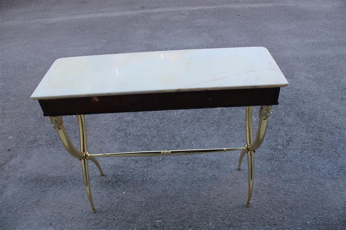 Console Neoclassical Paolo Buffa design 1950 Italy Brass marble Wood  For Sale 4