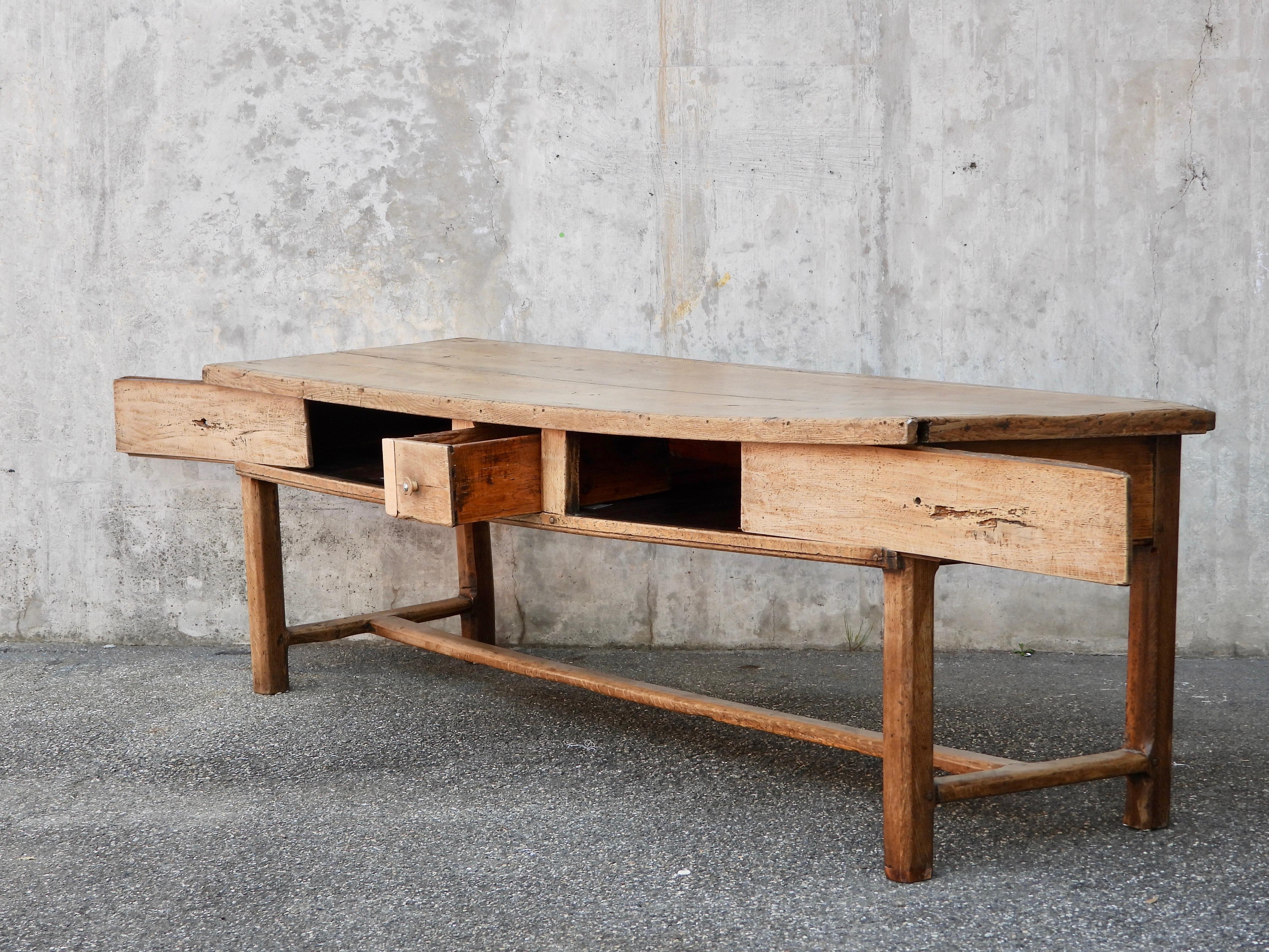 Console or French farmer dinning table For Sale 11