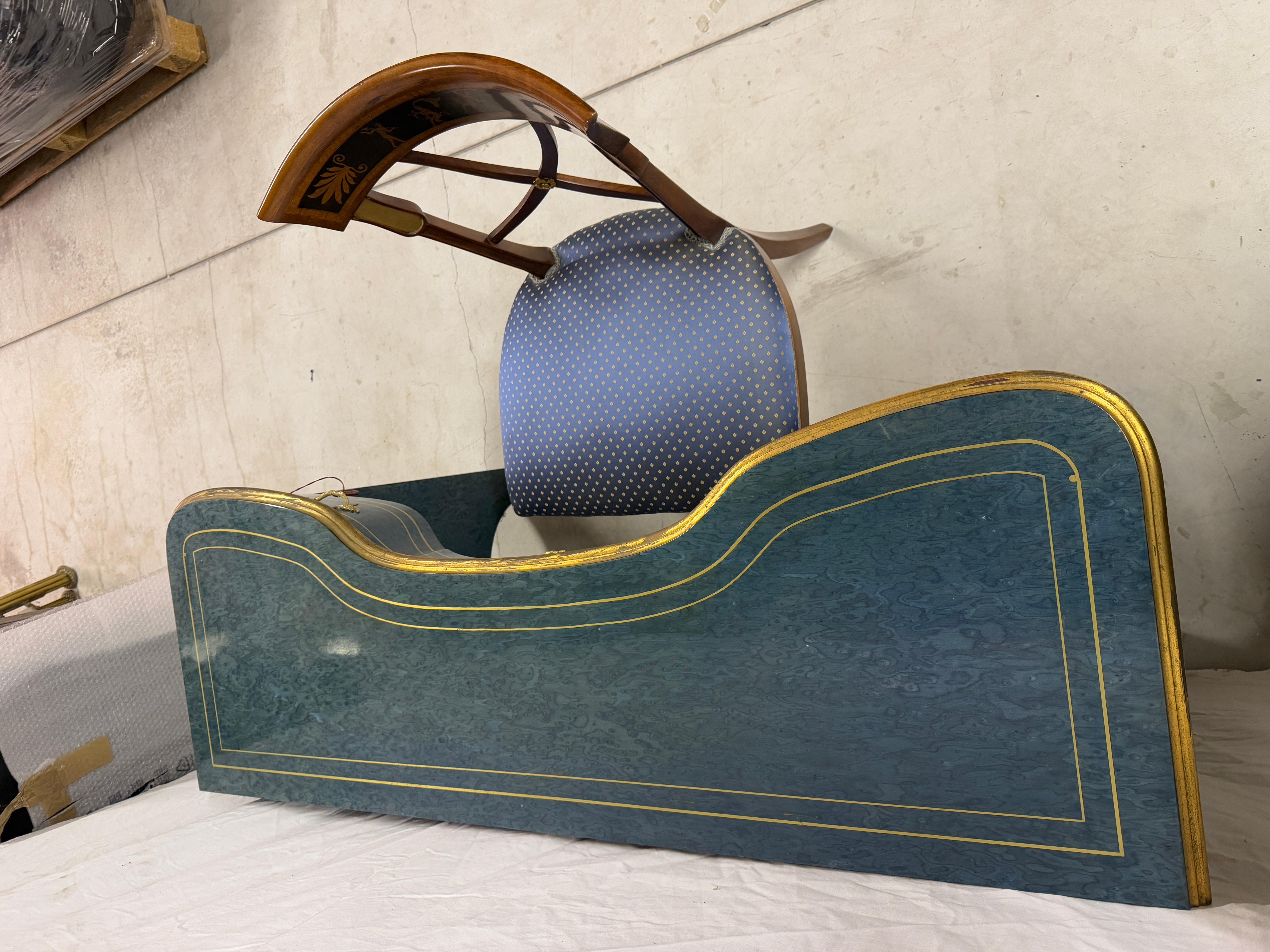 Console, bureau  avec chaise dans le style italien classique des années 90 en vente 6