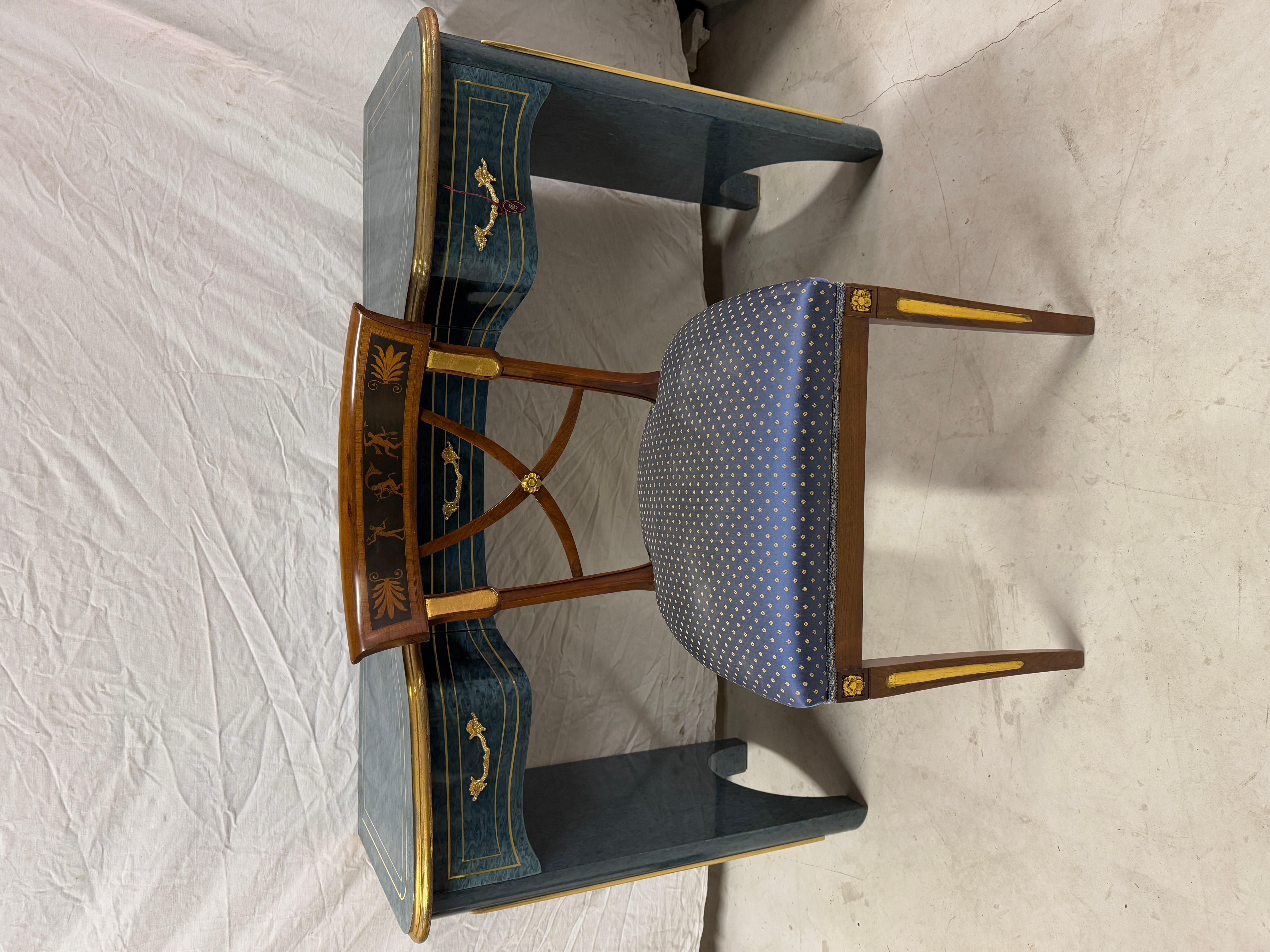 Console, bureau  avec chaise dans le style italien classique des années 90 Bon état - En vente à Cantù, IT