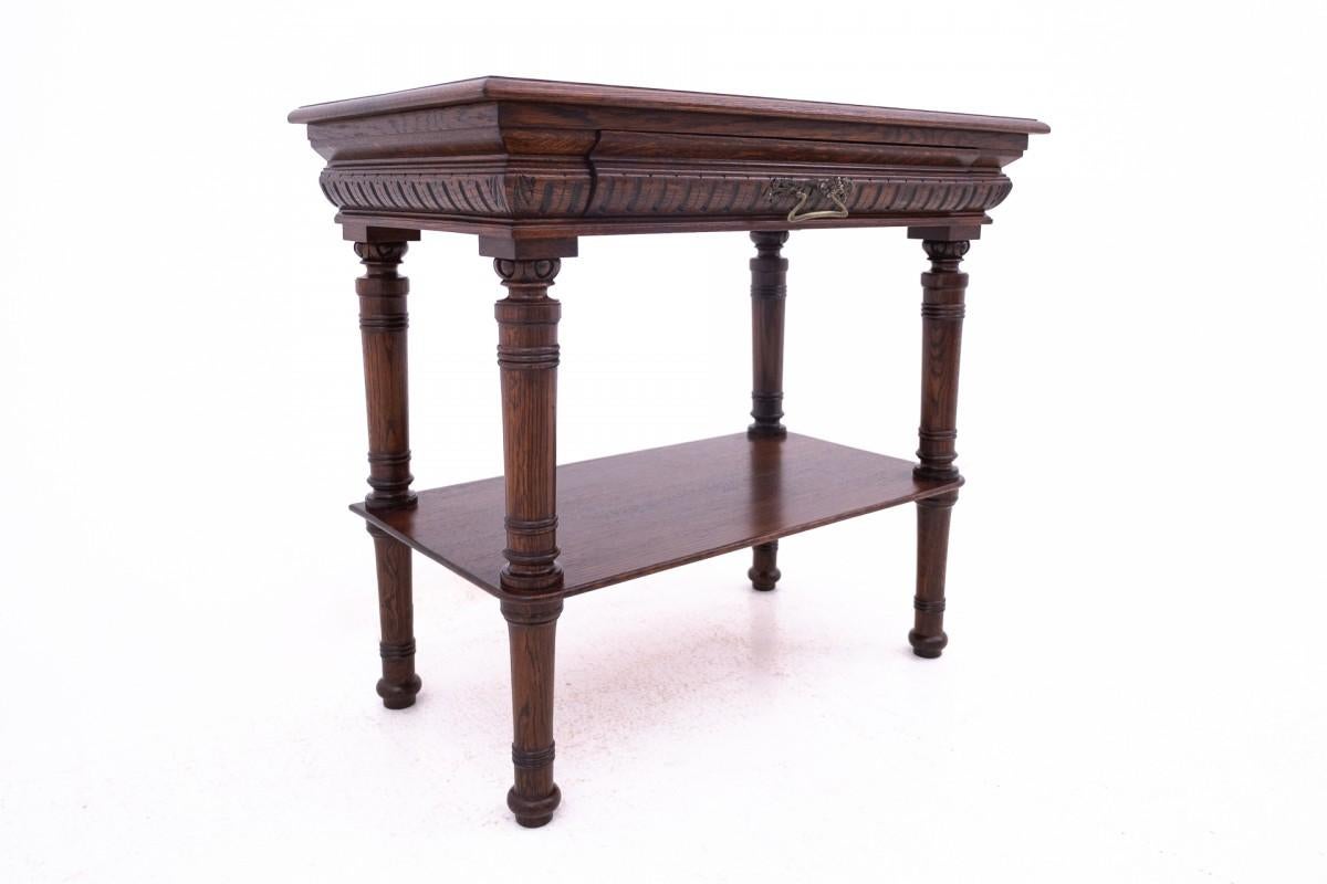 Consola - mesa auxiliar, Europa occidental, finales del siglo XIX. Desconocido en venta