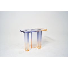 Lavender Amber Gradient Crystal Contemporary Console Table 04 di Saerom Yoon