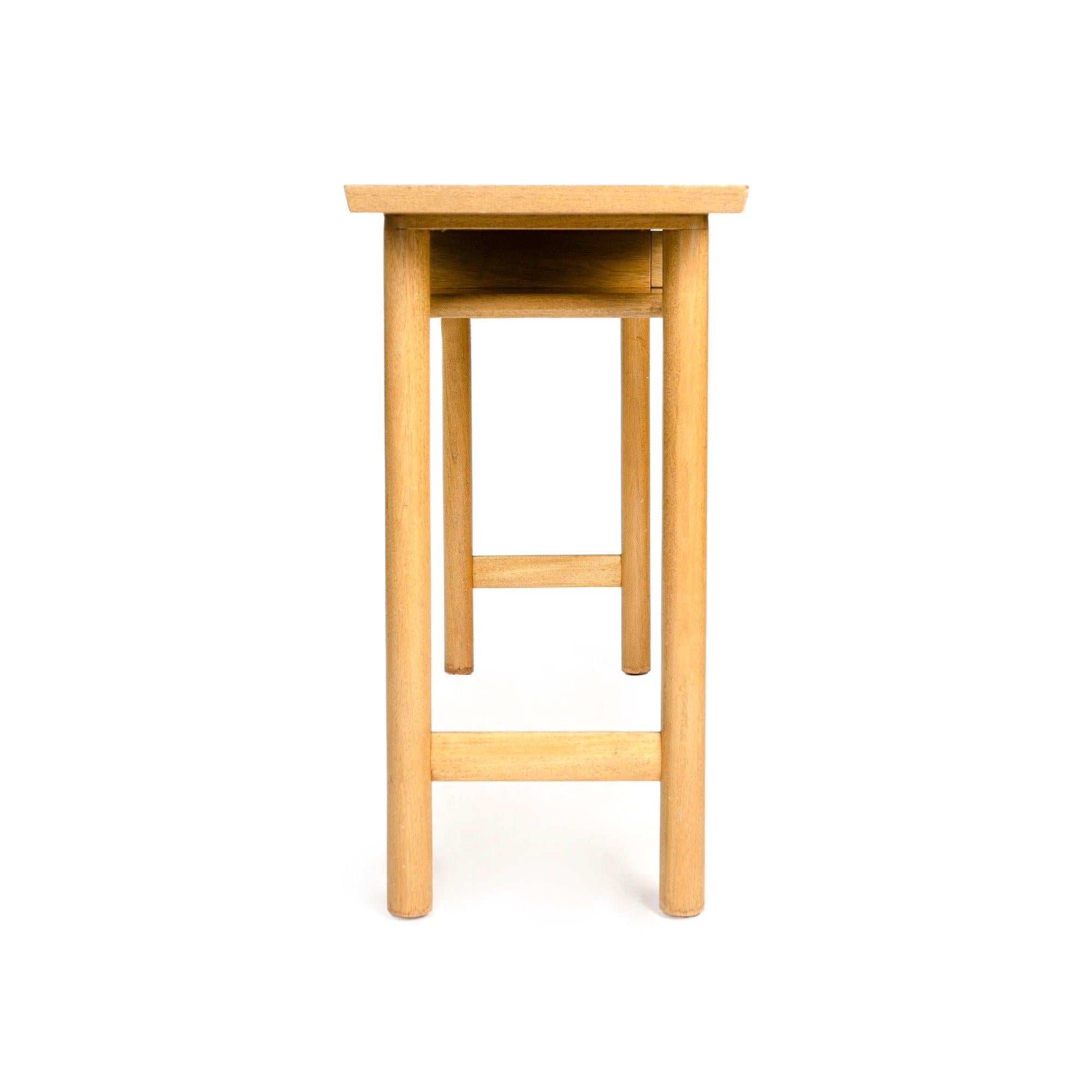 Console Table by Edward Wormley for Dunbar, 1952 In Excellent Condition For Sale In Sagaponack, NY
