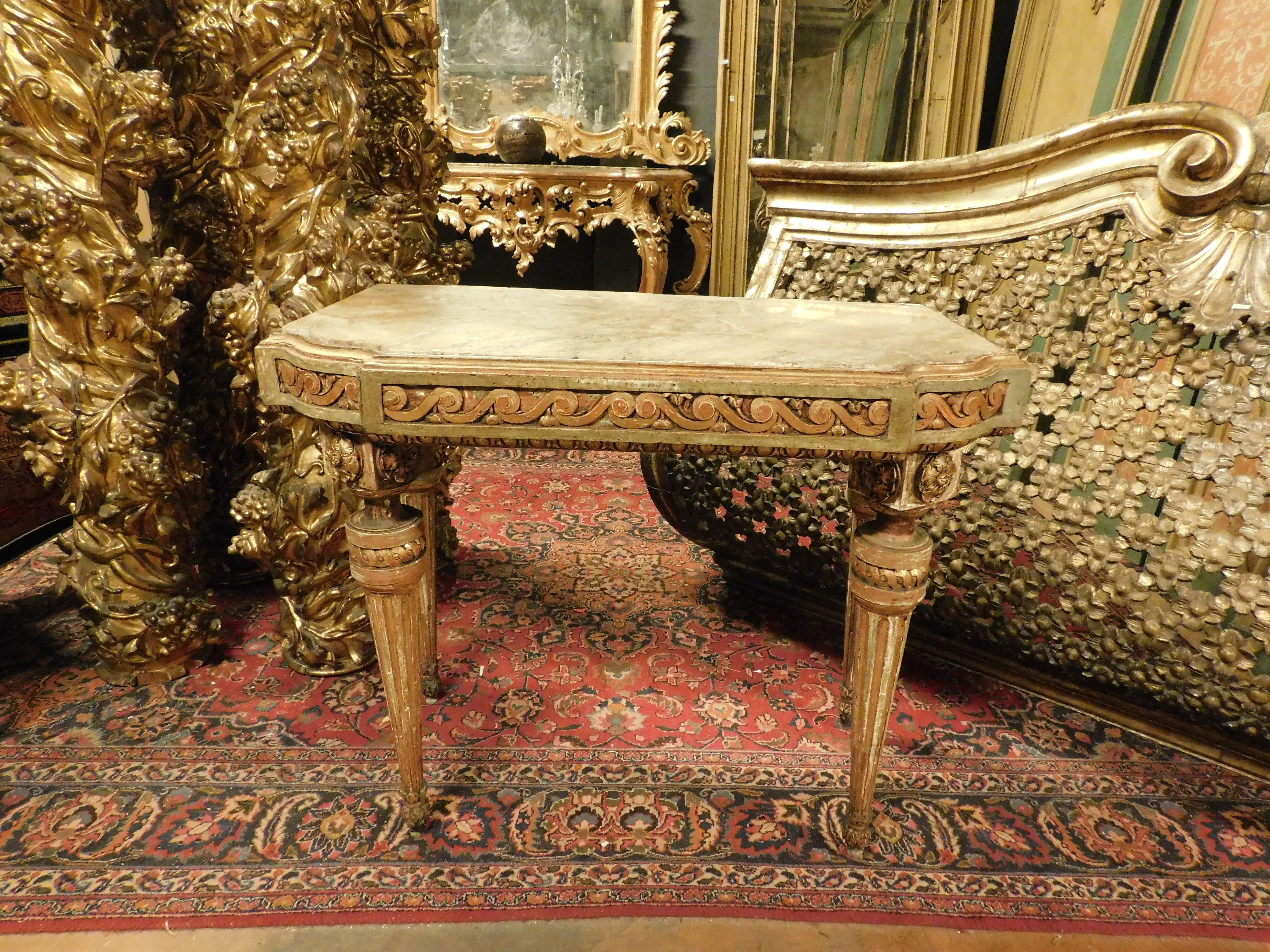 Antique Console Table, chiseled and hand-sculpted in precious lacquered and gilded wood, shape with floral and period motifs, complete with original and already restored alabaster top, built for a noble palace in the 18th century, from Turin